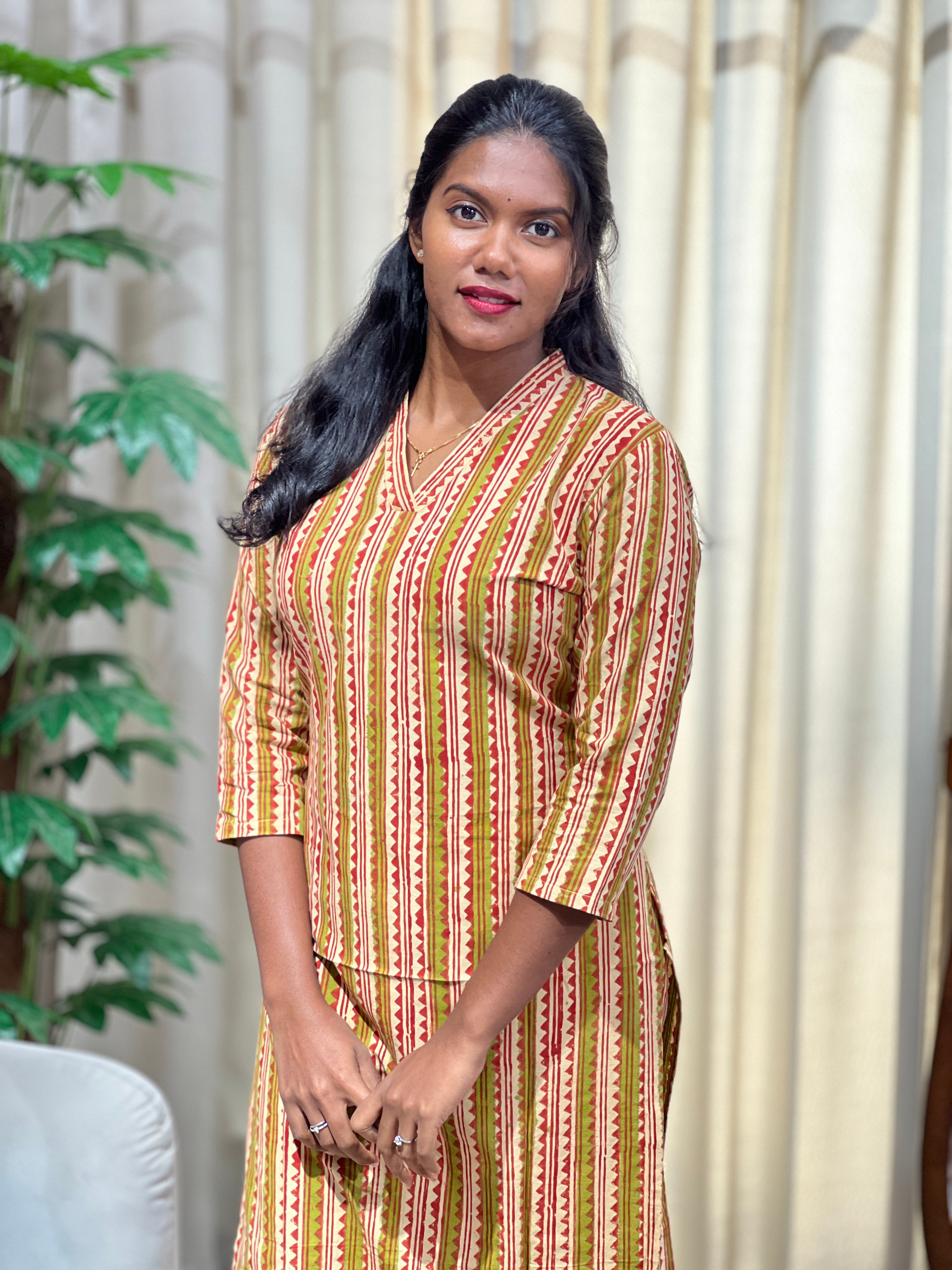 Stripe Printed Cotton Kurta Set | DNT1152