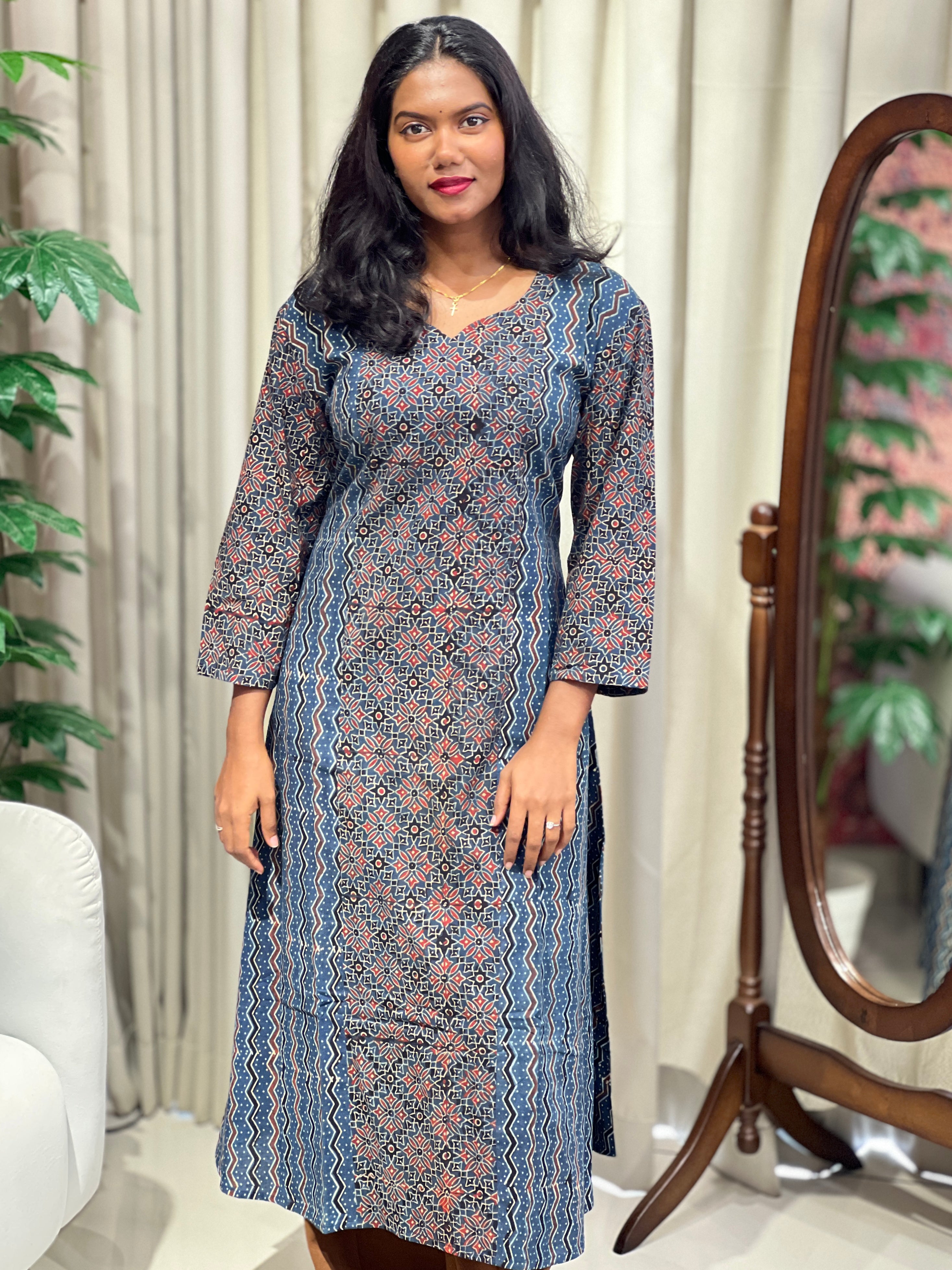 Ajrakh Printed Cotton Kurta | DNT1148