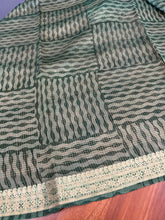 Zari Check Weaved Silk Chanderi Saree | SMC123