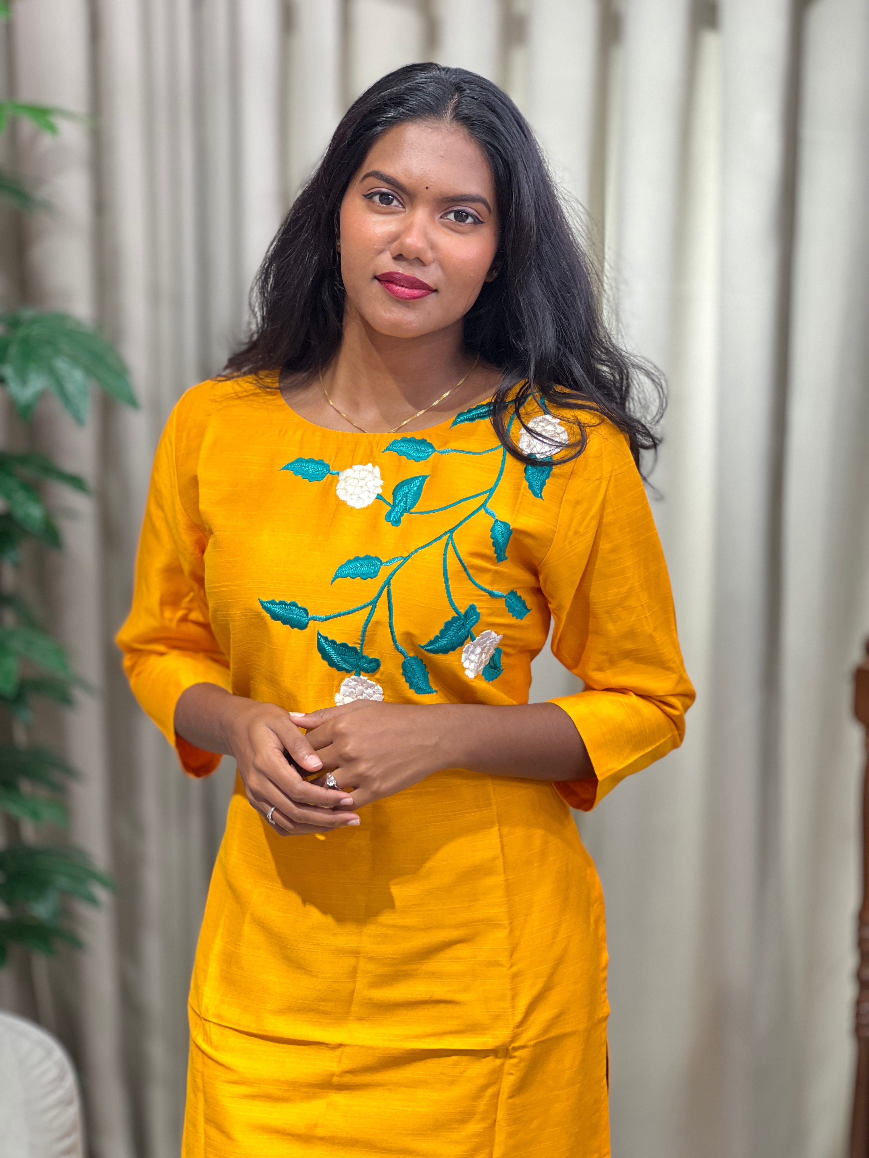 Floral Embroidery Detailed Cotton Silk Kurta | DNT1132