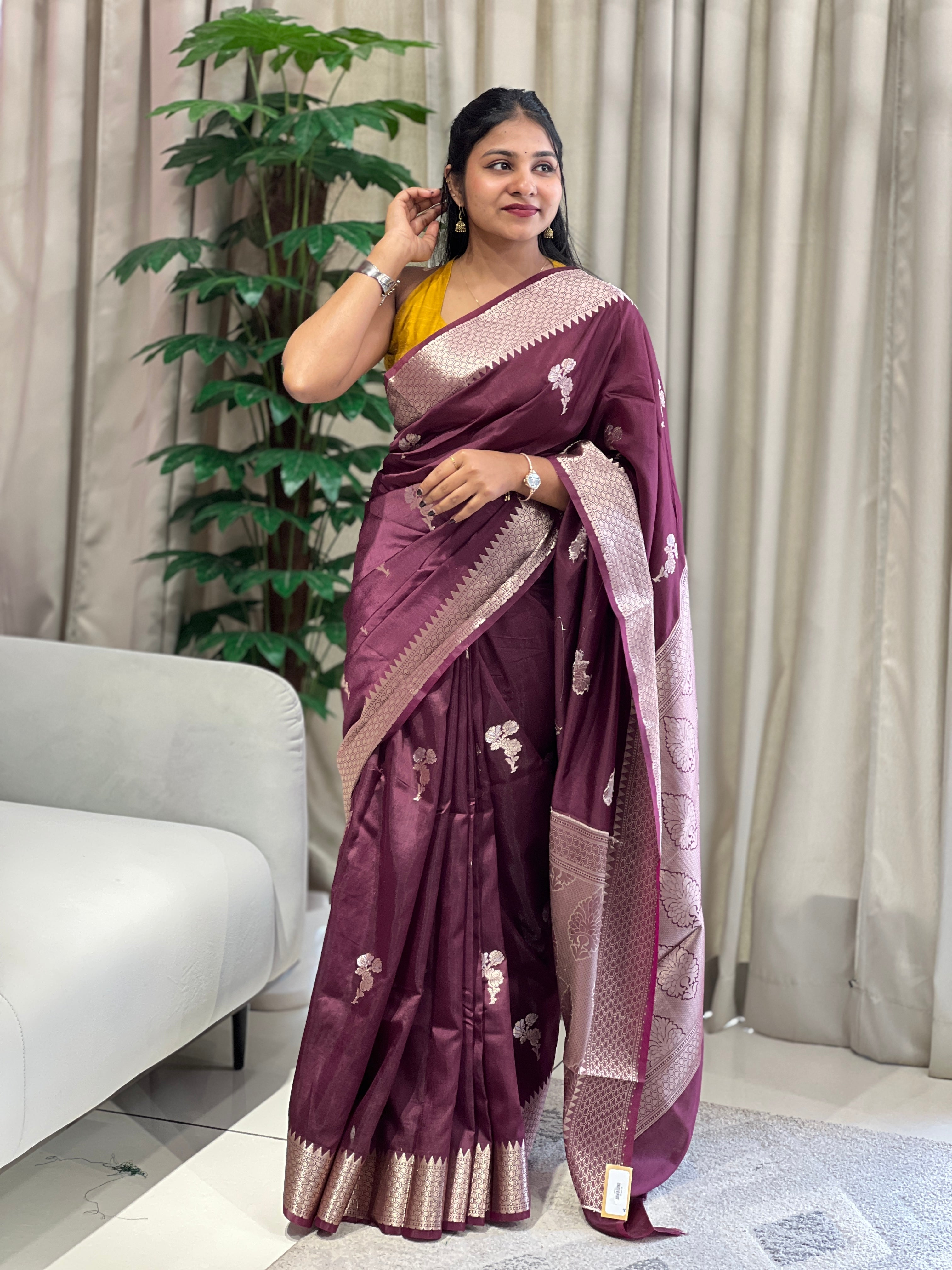 Zari Woven Banarasi Saree | NN422