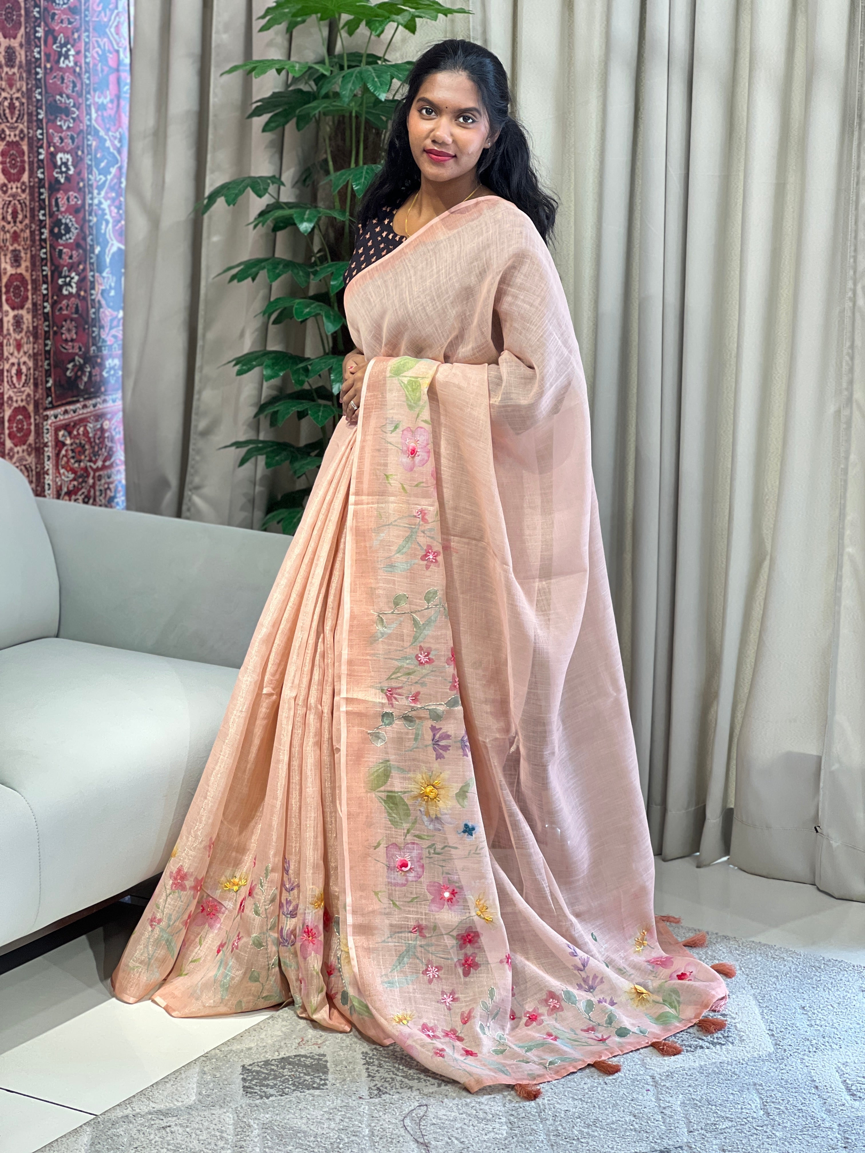 Floral Print With Hand Embroidery Detailed Tissue Linen Saree | BLD1879