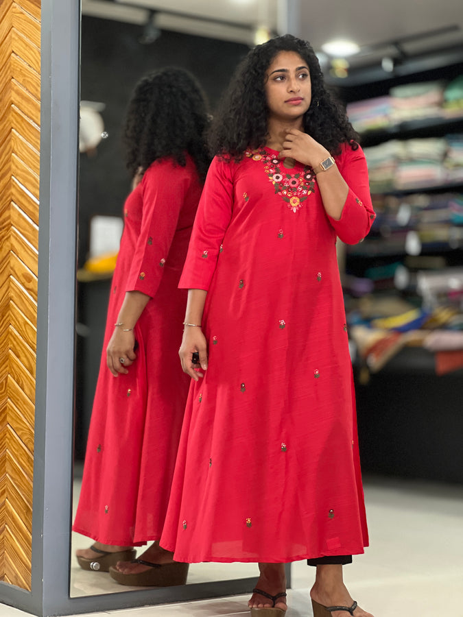 Floral Hand Embroidery Semi Silk Kurta | OS334