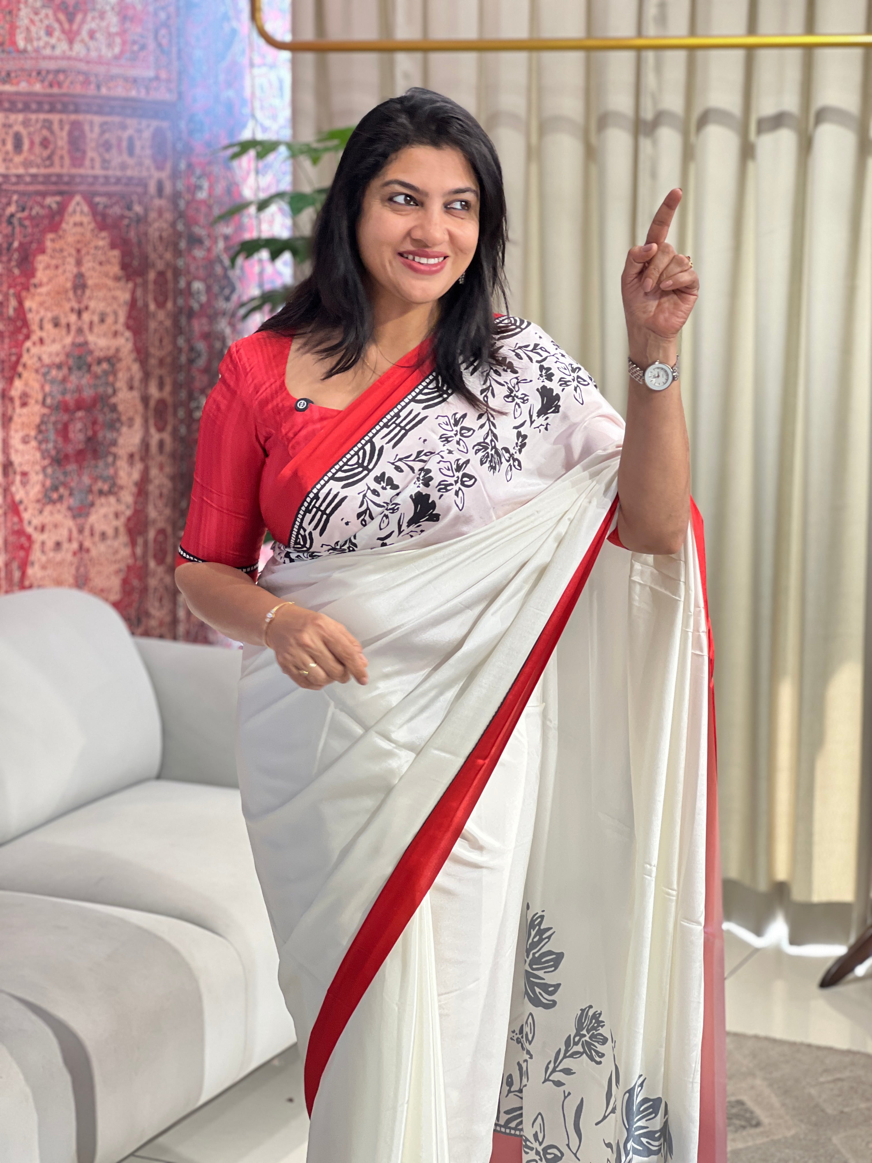 Floral Digital Printed Crepe Silk Saree | HT437