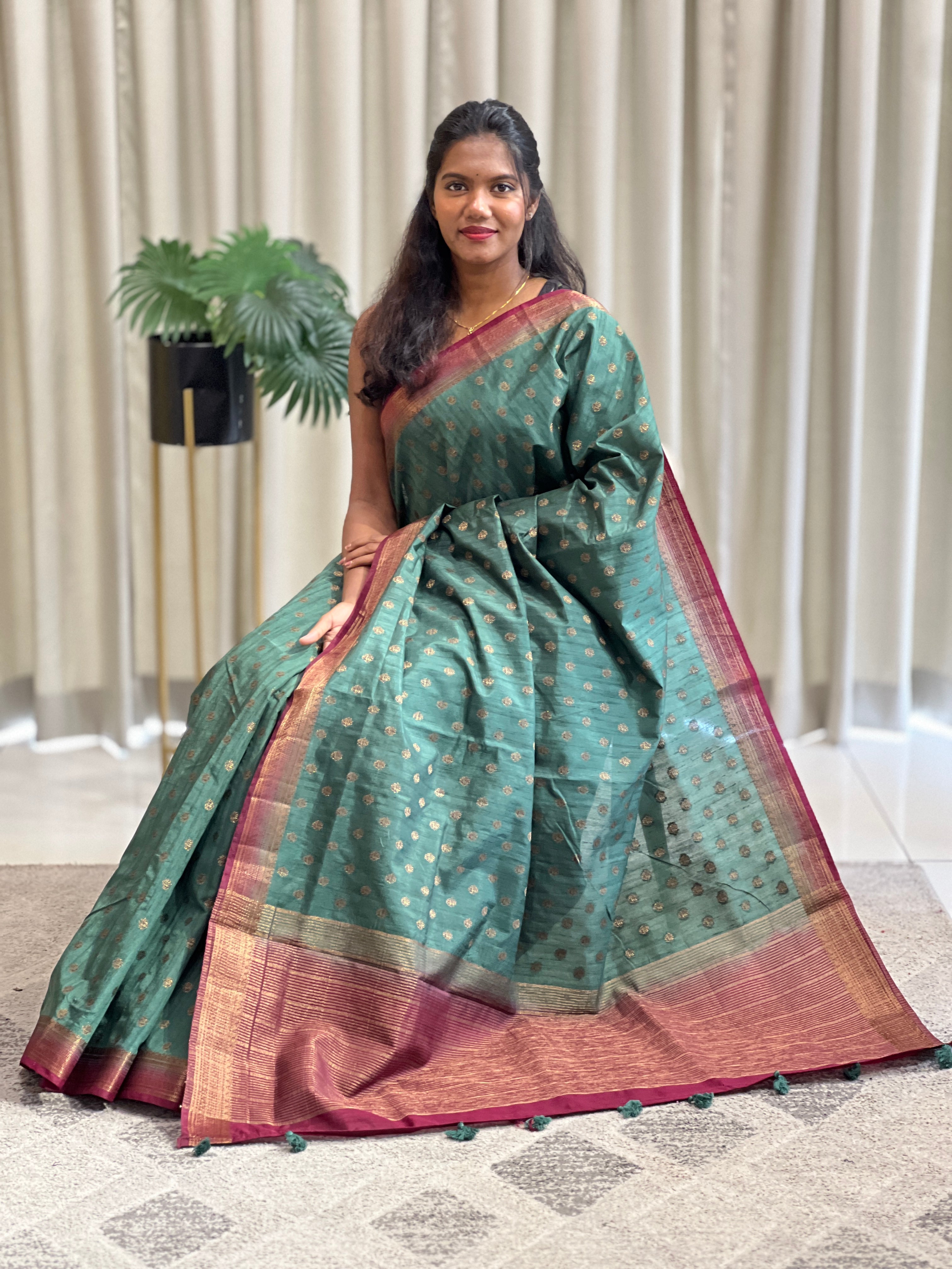 Buta Woven Semi Tussar Saree | YNG1528