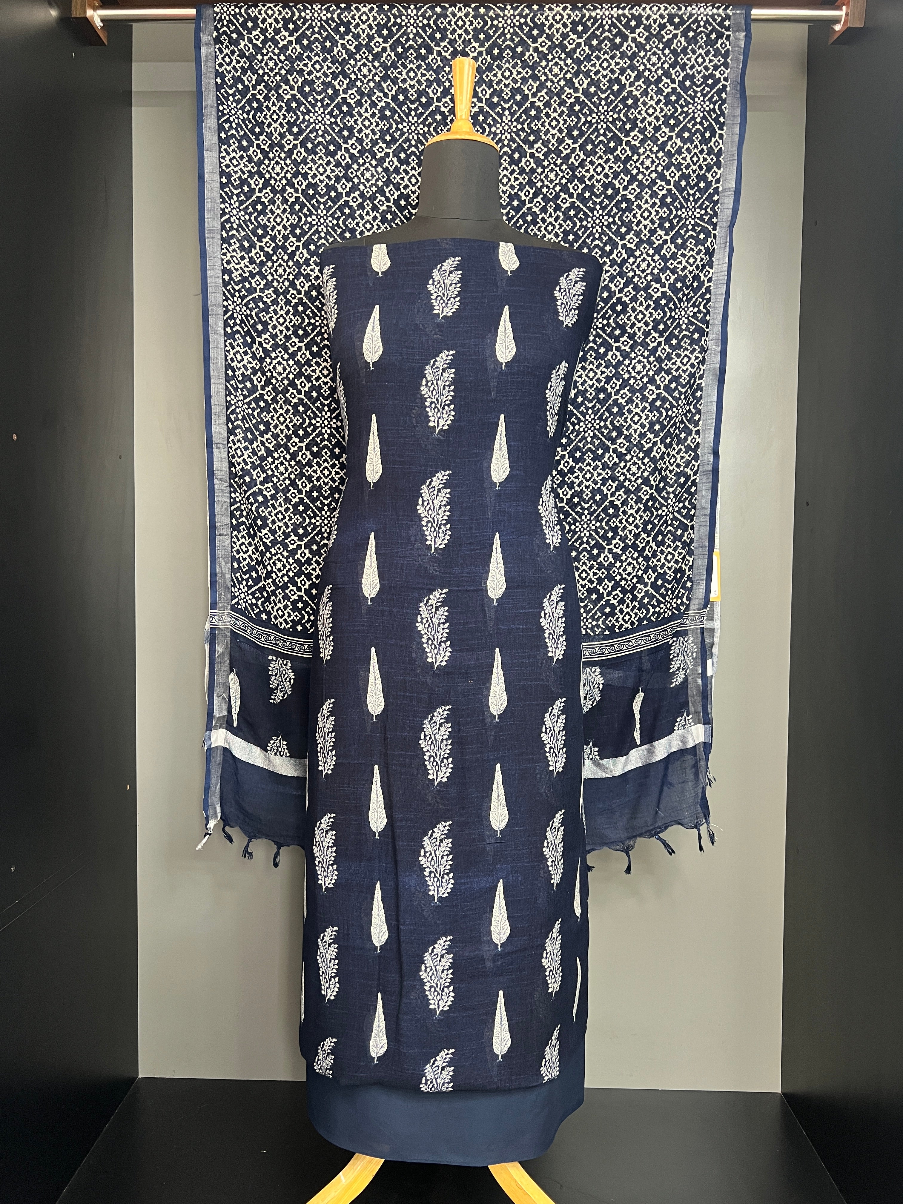 |Ikat & Geometric Hand Block Printed Salwar Set HE276