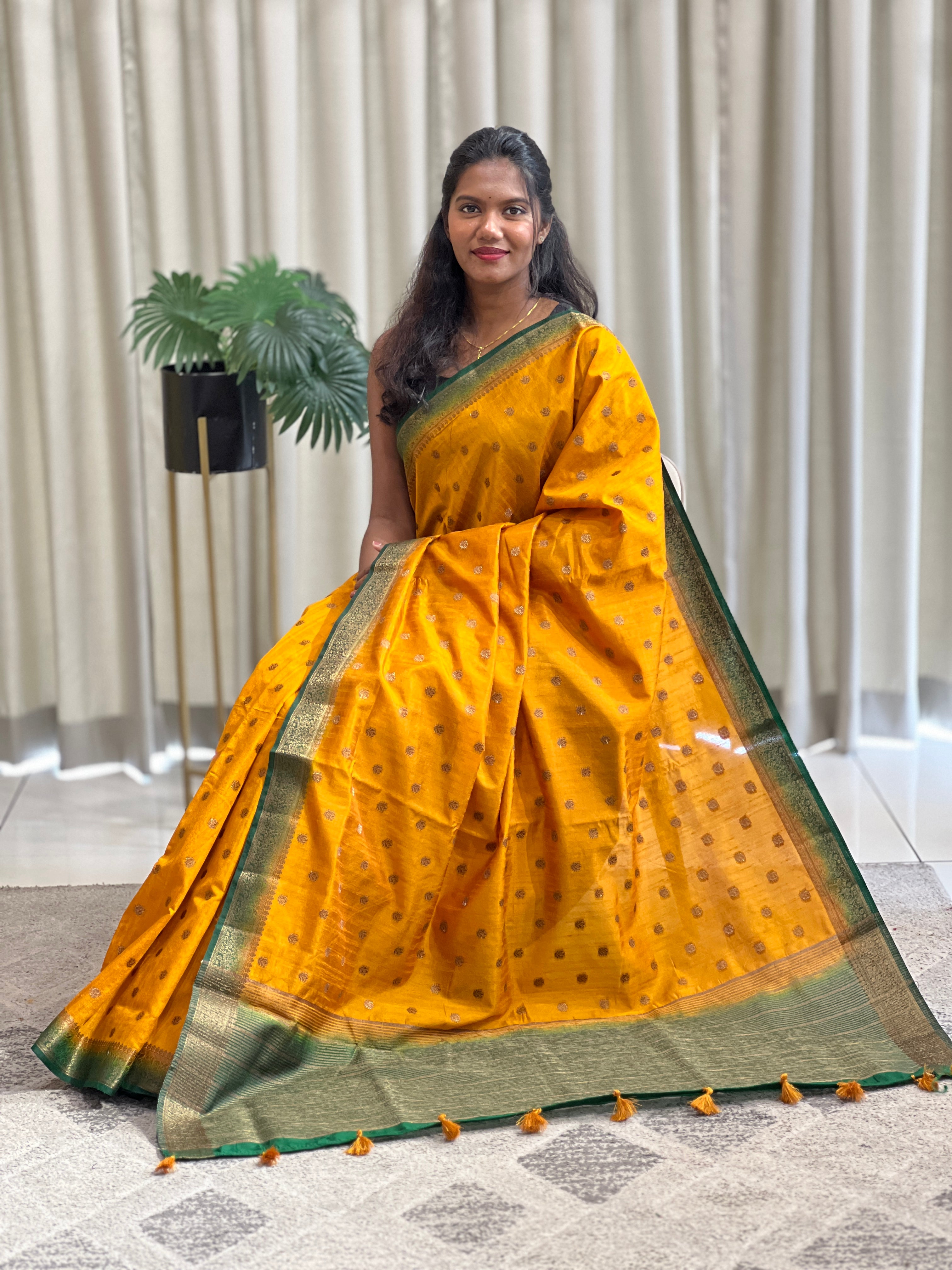 Buta Woven Semi Tussar Saree | YNG1525