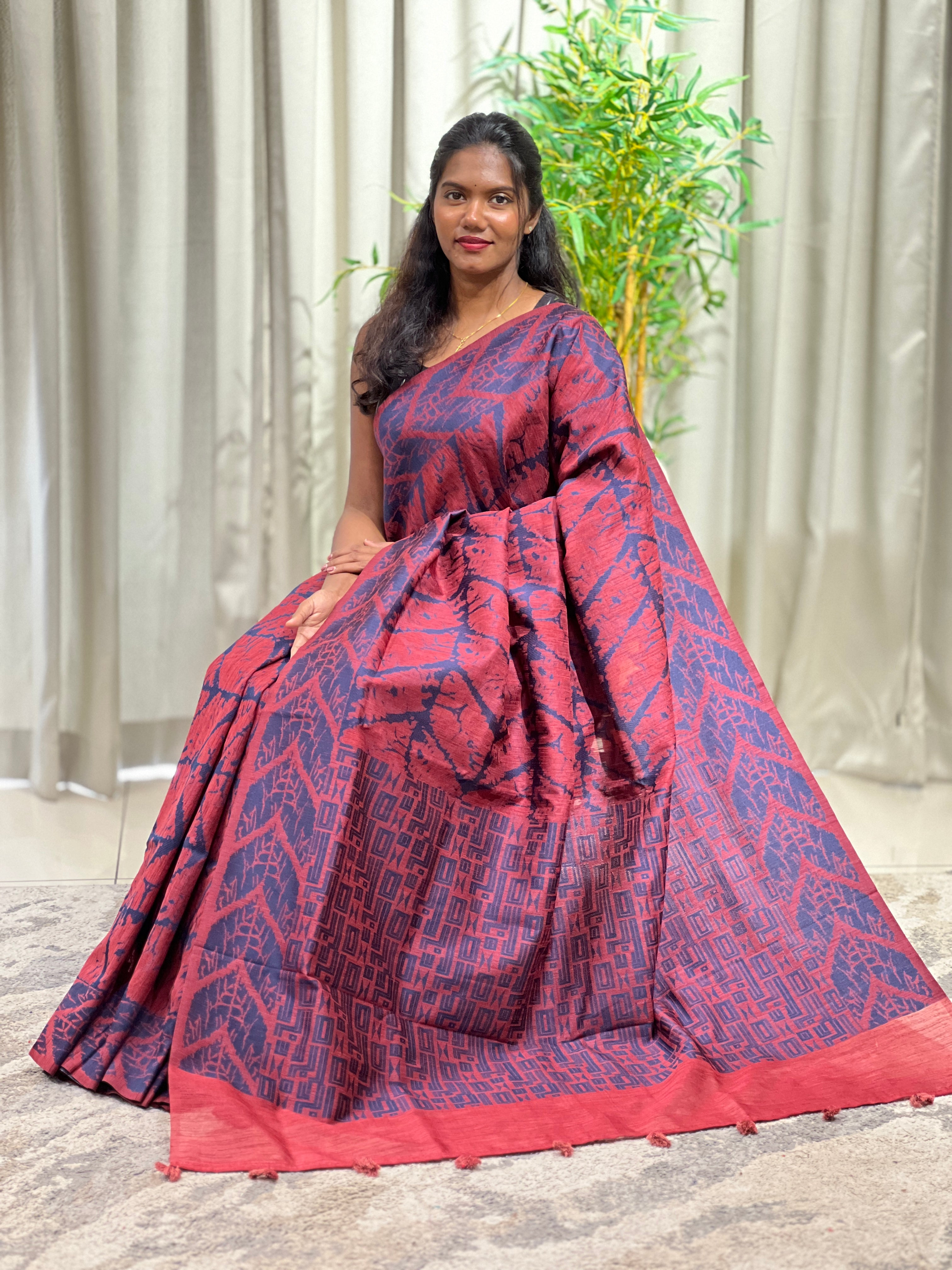 Abstract Pattern Semi Jute Saree | YNG1631