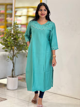 Embroidered Cotton Kurta | VS125