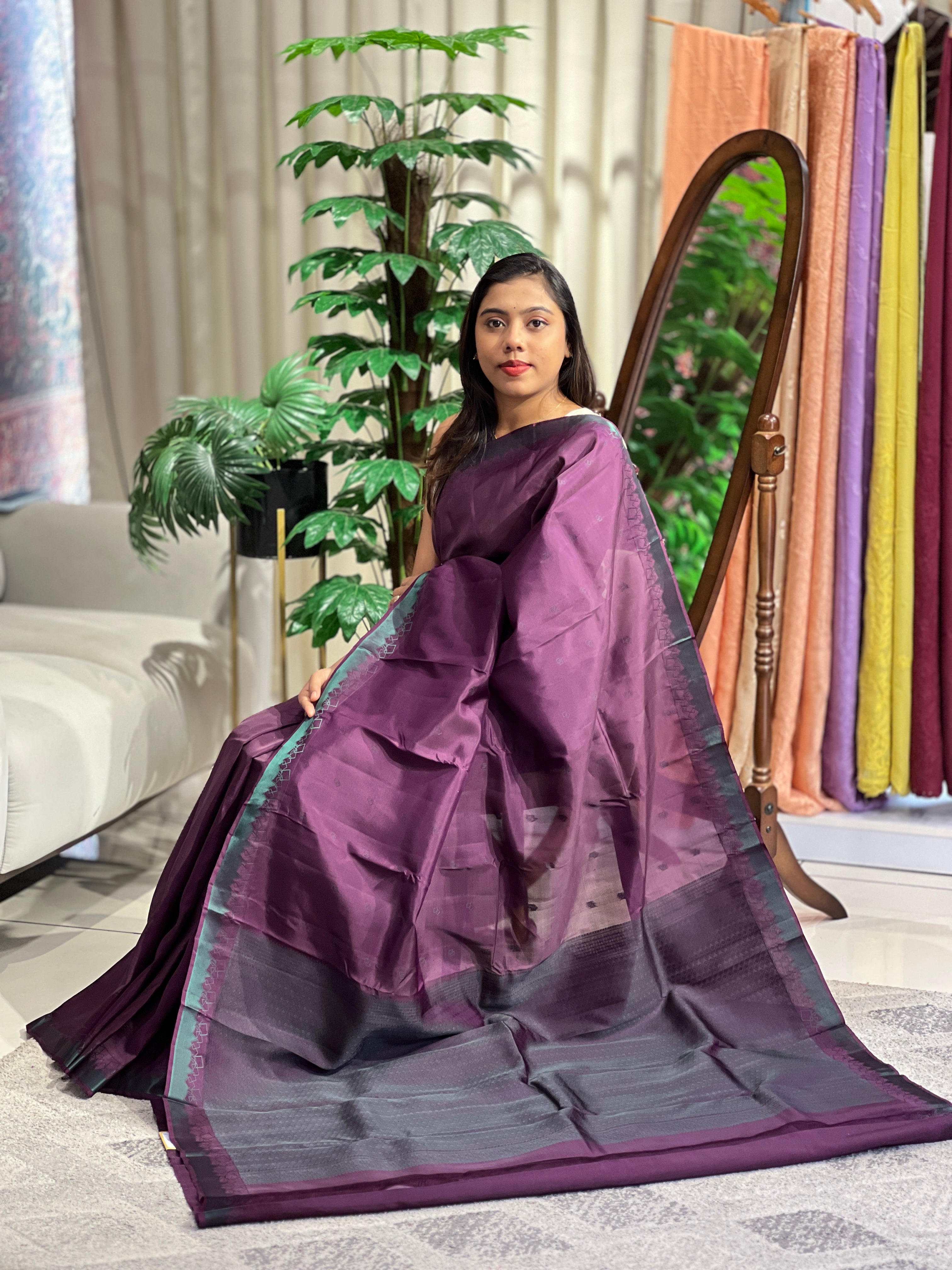 Geometric Pattern Soft Silk Saree | RTD154