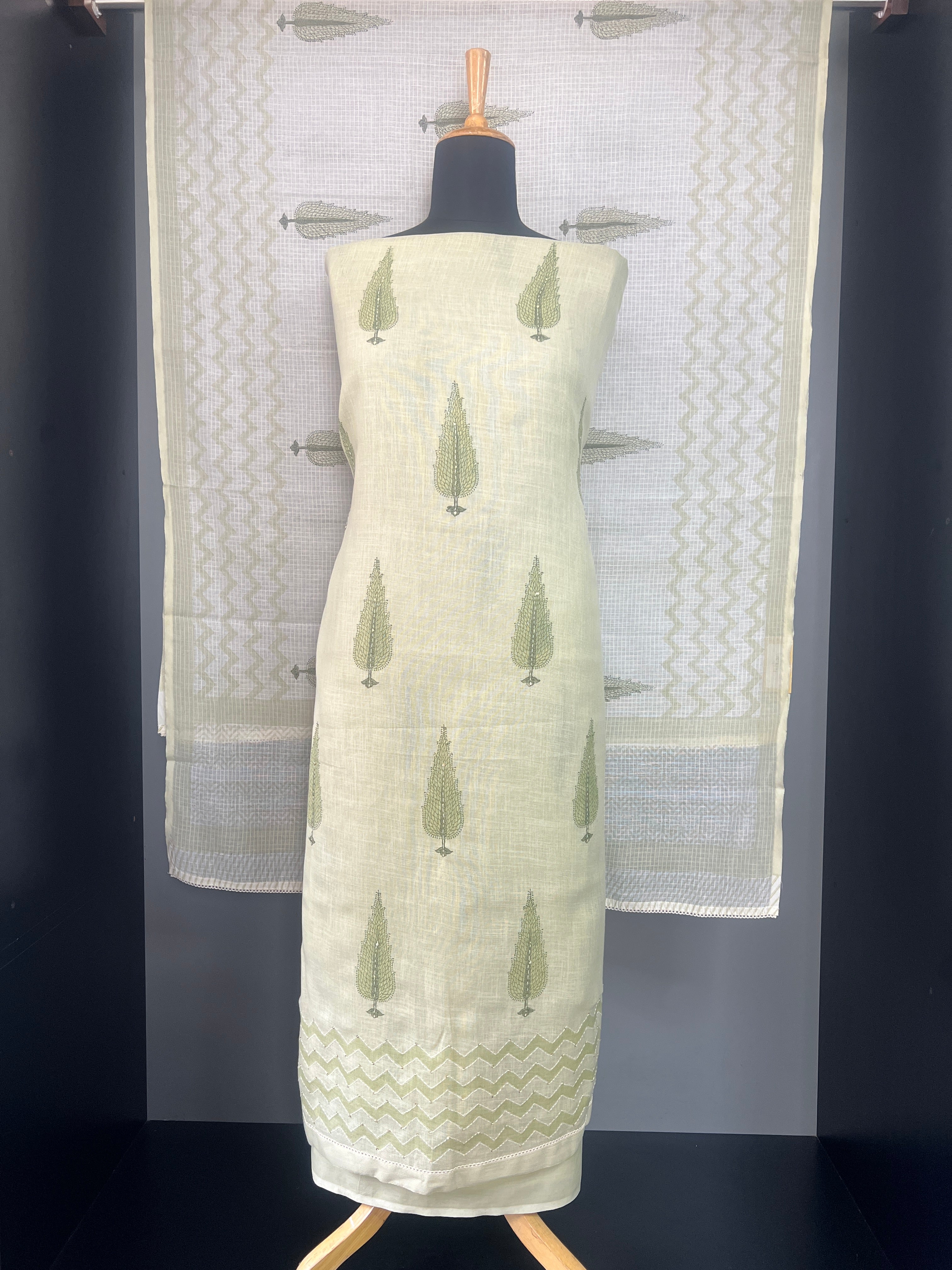 Scattered Buta Detailed Linen Cotton Salwar Set | SSC174