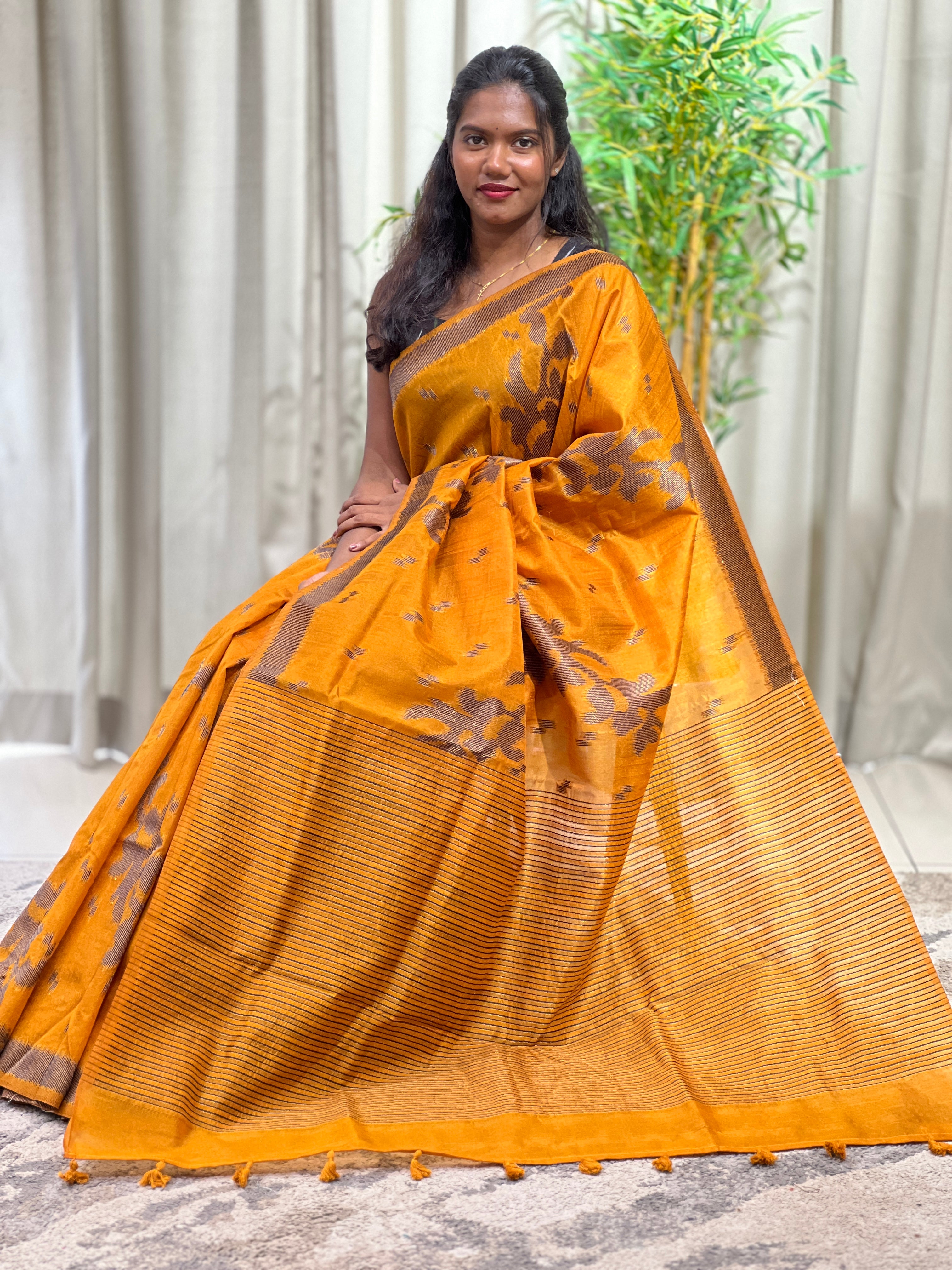 Floral Pattern Semi Jute Saree | YNG1628