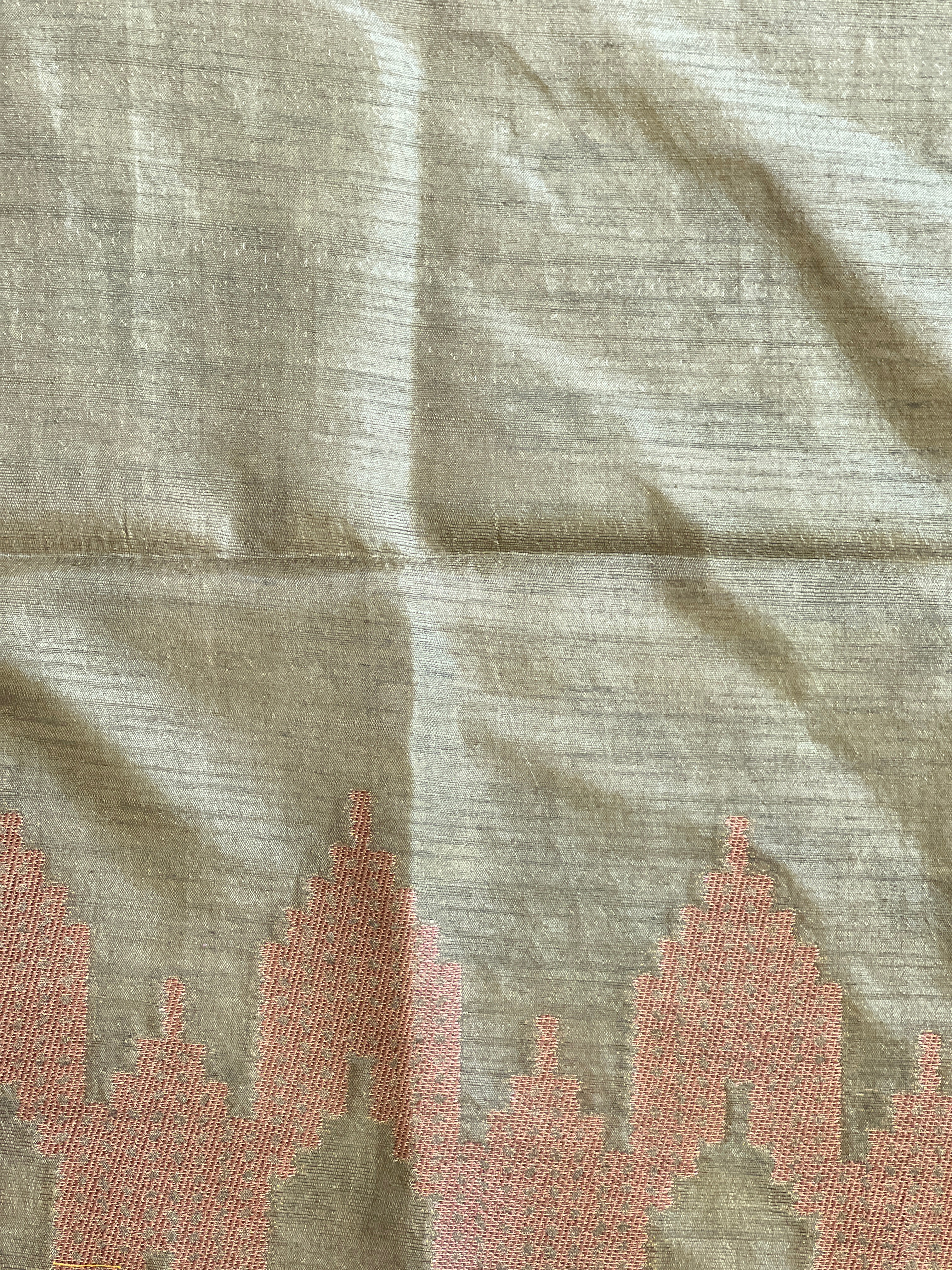Geometric Wove Pattern Semi Tussar Saree | YNG1615