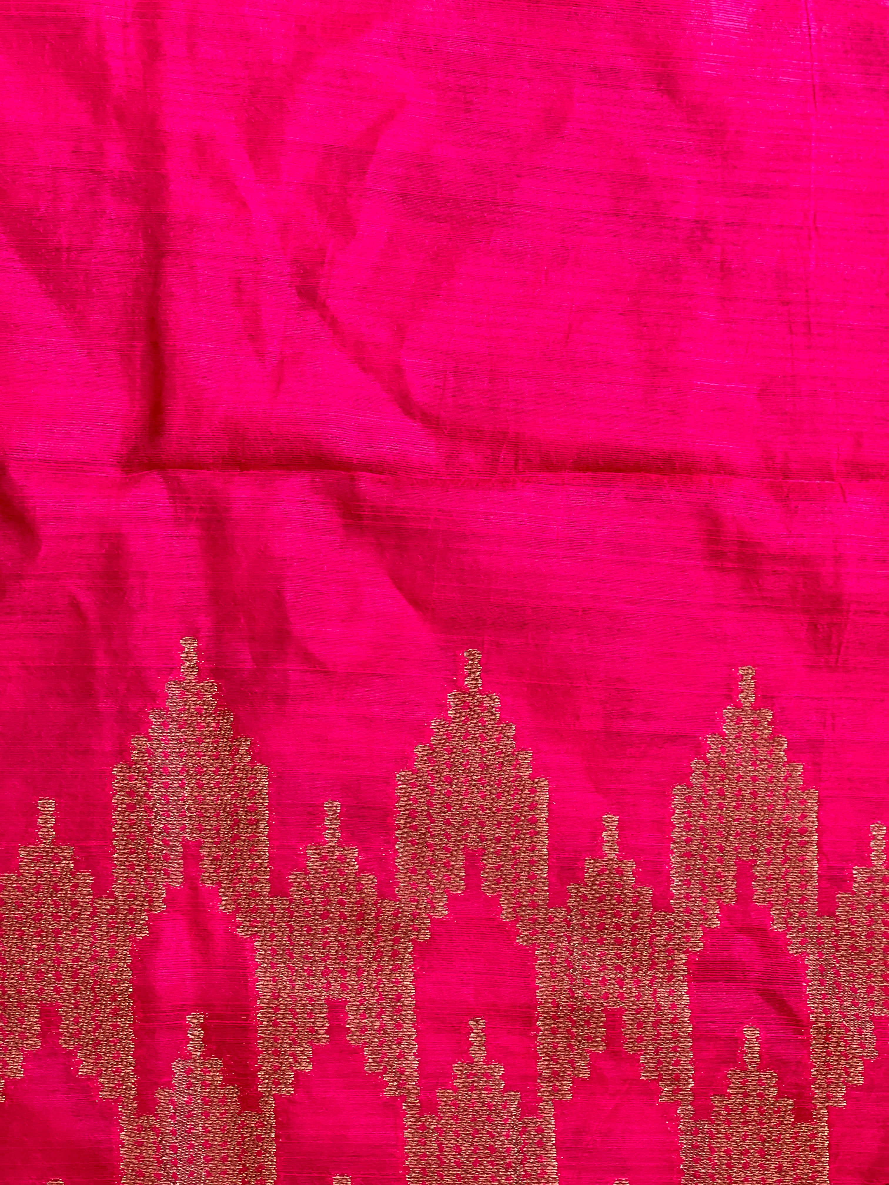 Geometric Wove Pattern Semi Tussar Saree  | YNG1617
