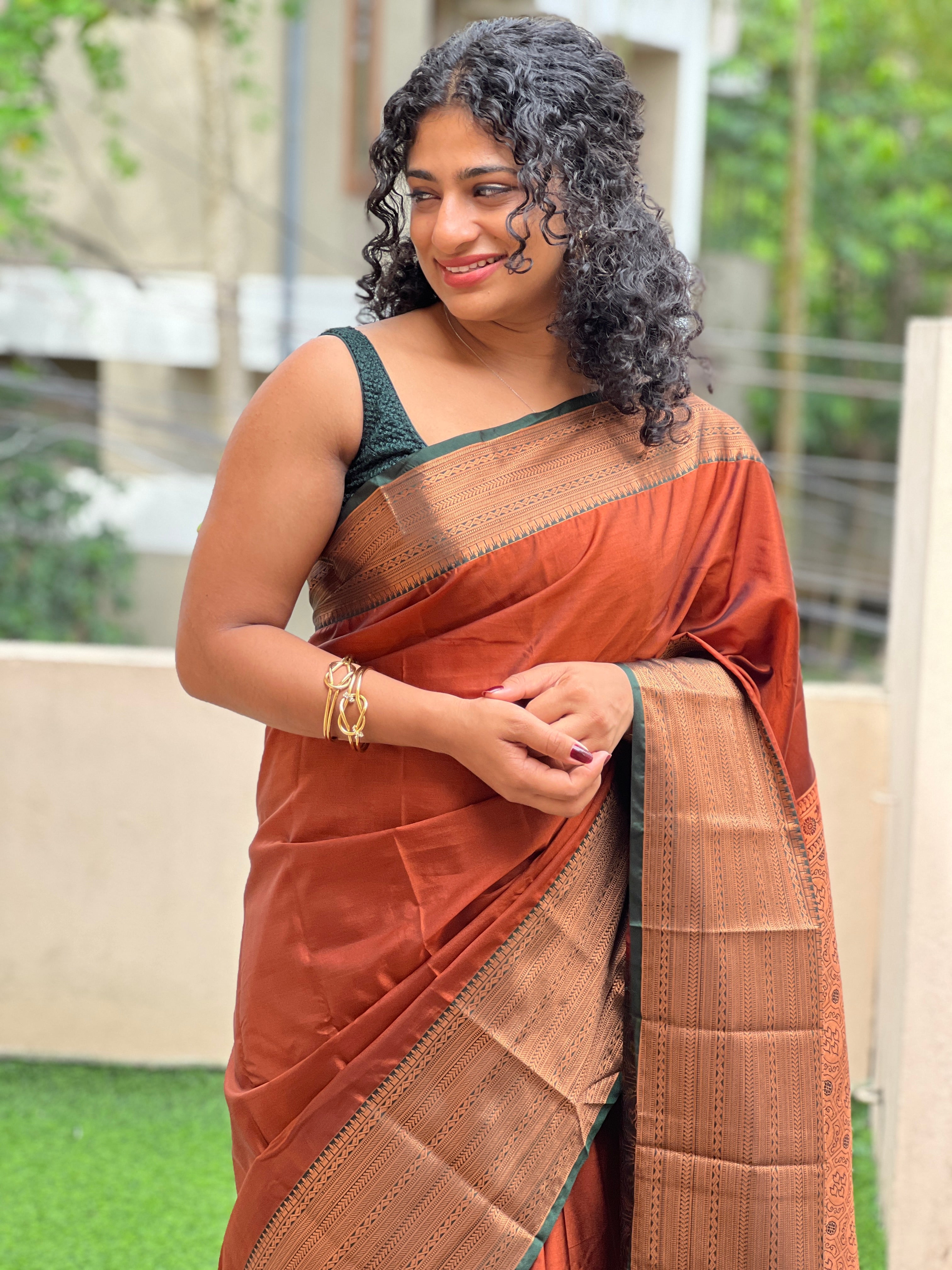 Antique Zari Weaving Border Semi Silk Saree | SKT130
