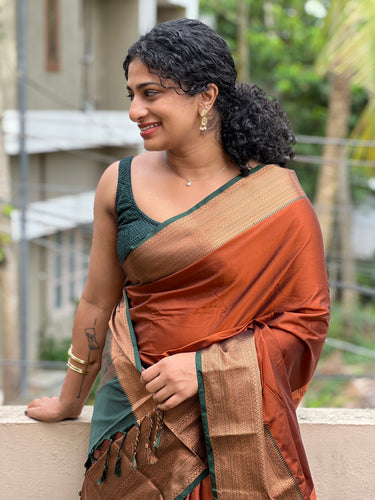 Antique Zari Weaving Border Semi Silk Saree | SKT125