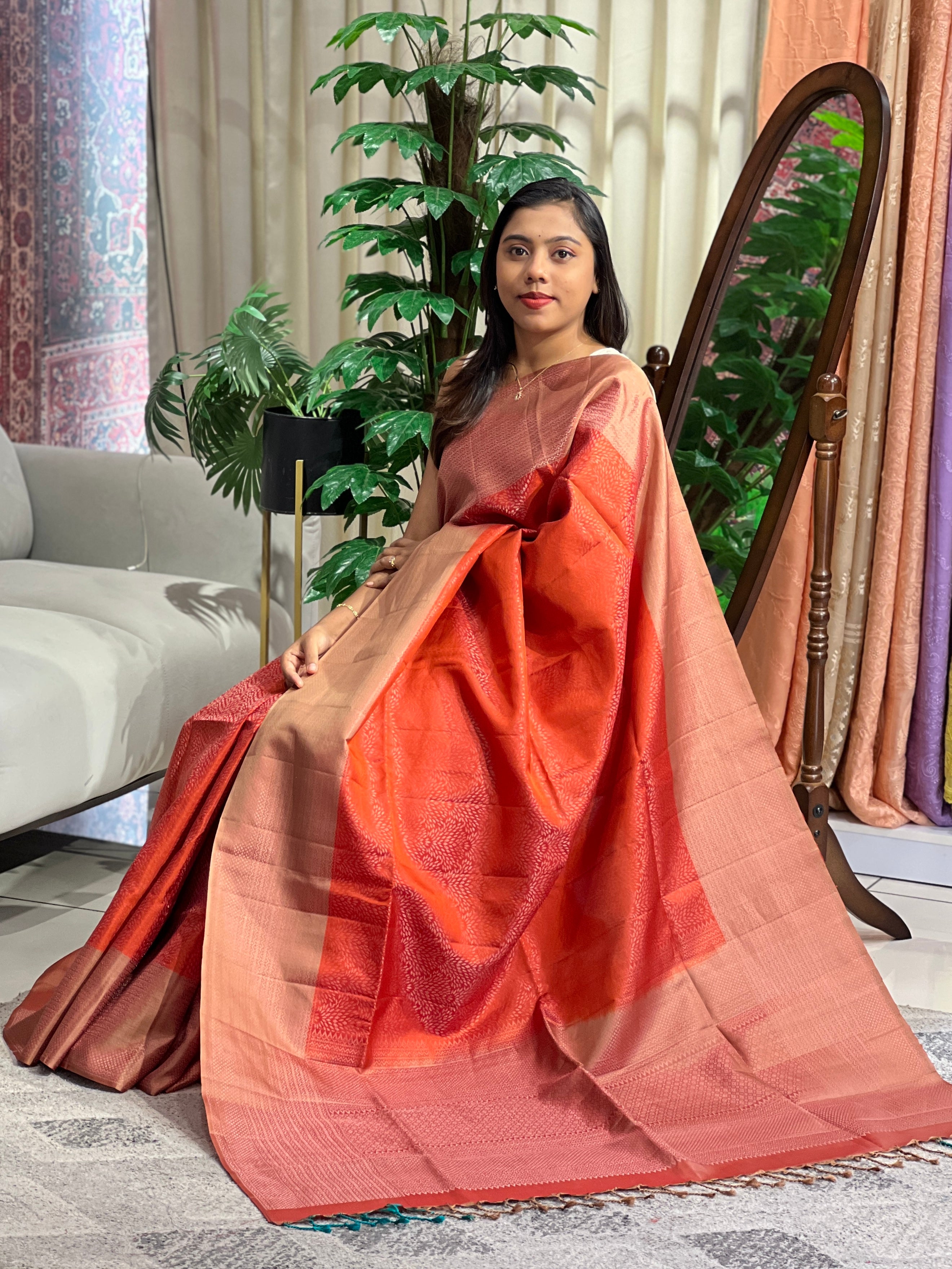 Floral Pattern Handloom Kanchipuram Saree | SIM103