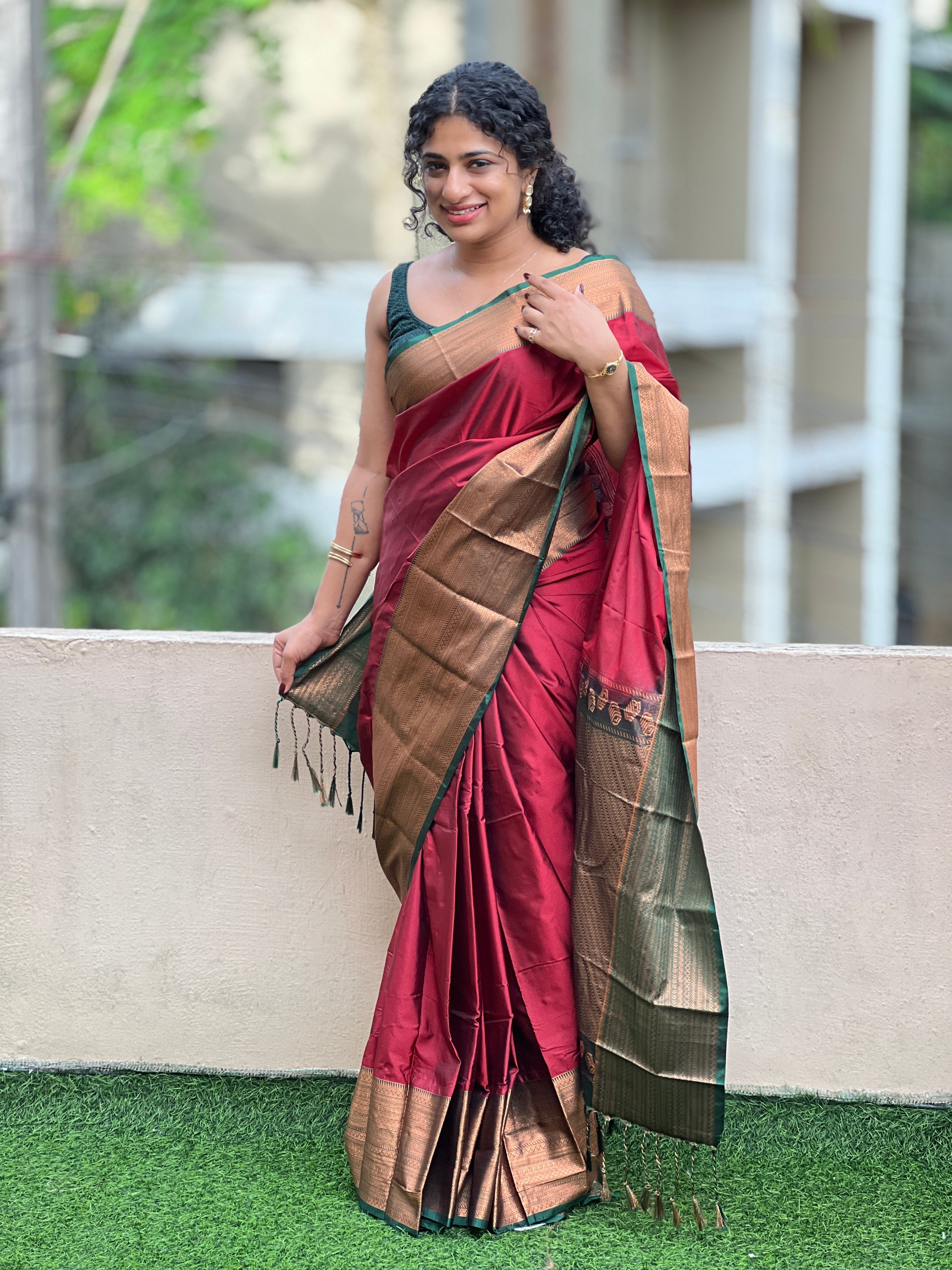 Antique Zari Weaving Border Semi Silk Saree | SKT127