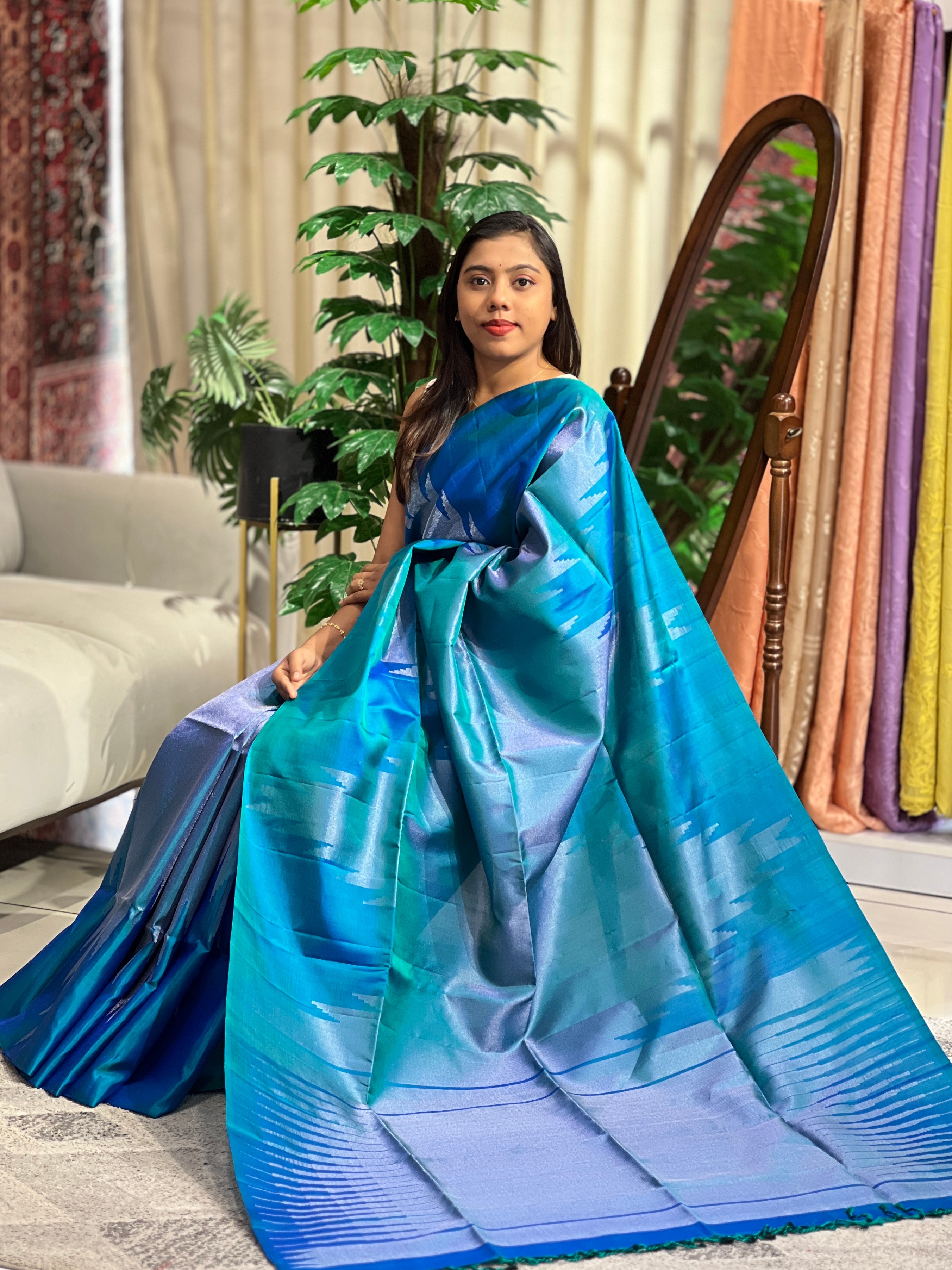 Silver Zari Detailed Handloom Kanchipuram Saree | SIM101