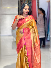 Traditional Zari Woven Jaal Patterned Banarasi Saree | PMC132