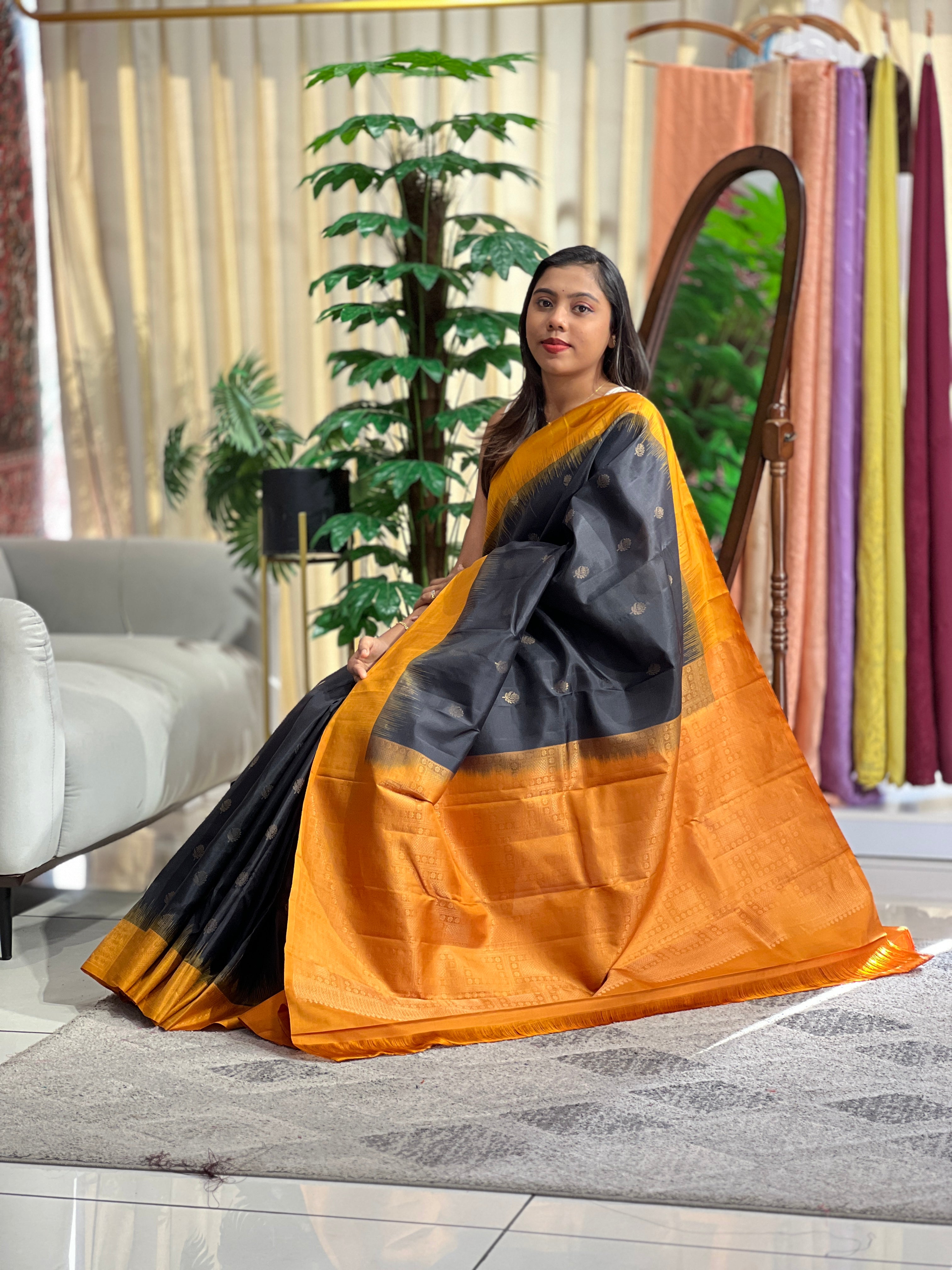 Kadiyal Weaved Handloom Kanchipuram Saree | SIM106