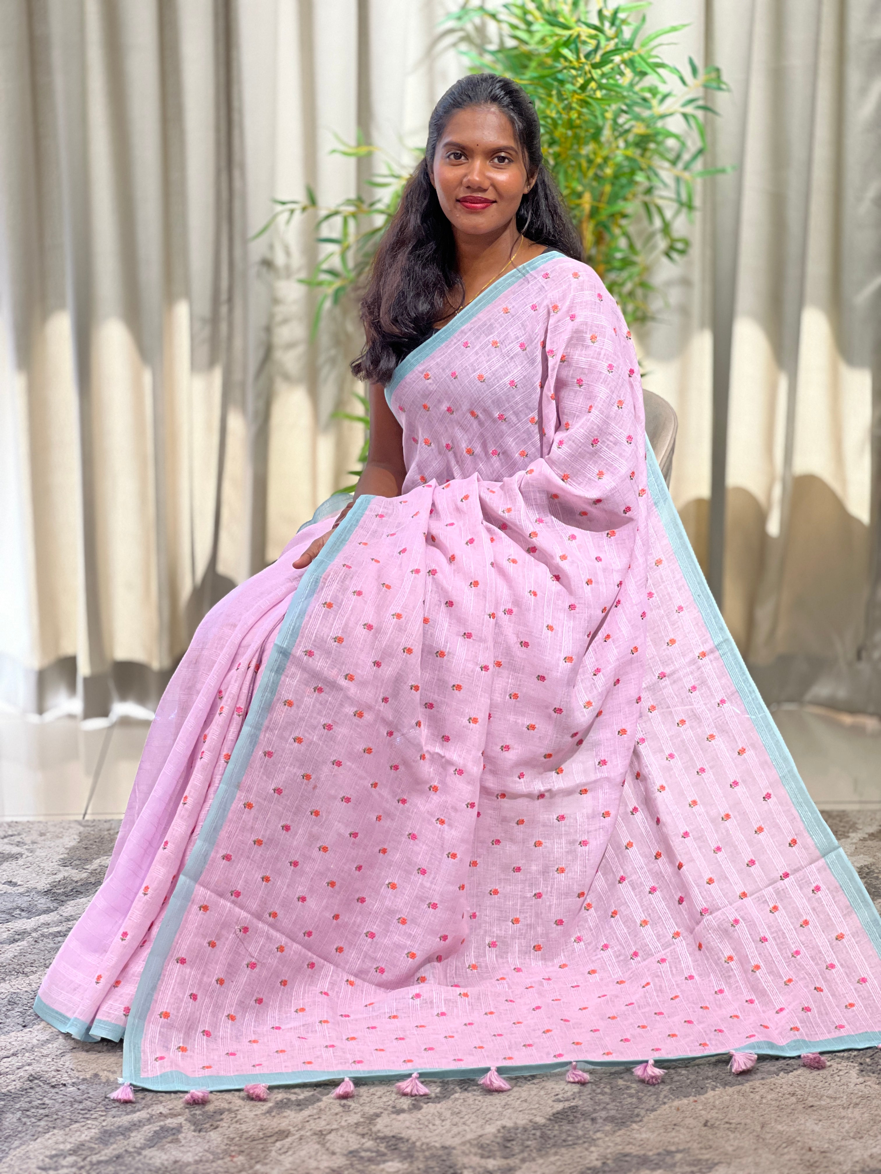 Floral Buta Pattern Linen Saree | YNG1471