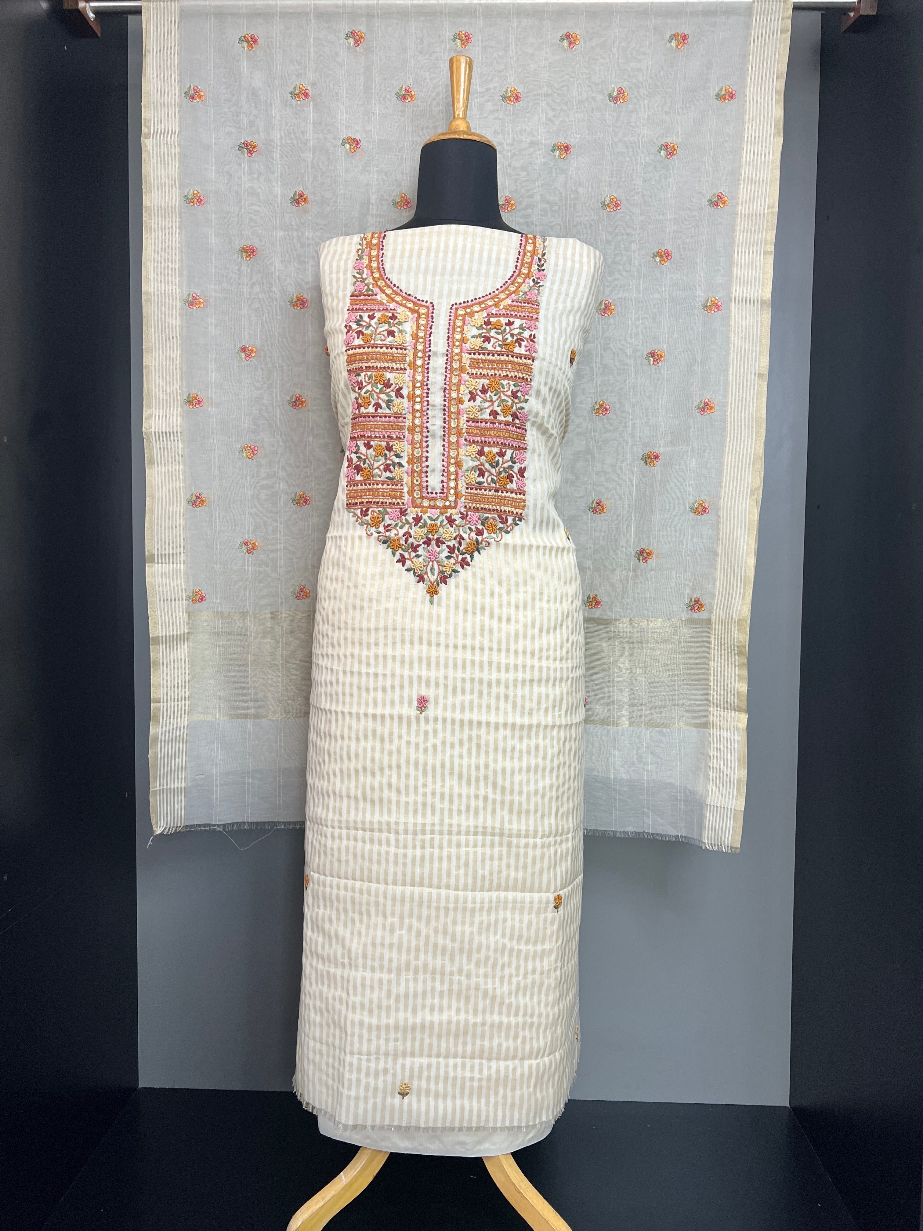 Hand Work Highlighting Chanderi Salwar Set | MM491