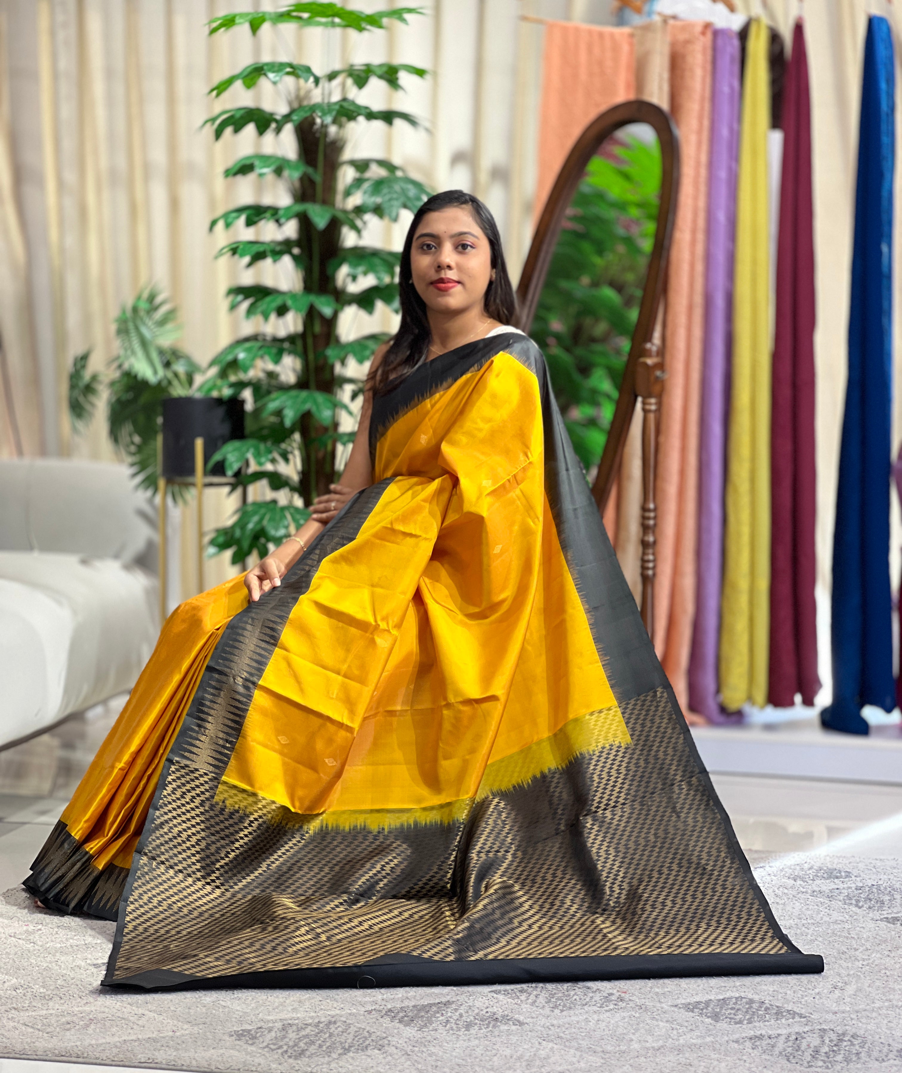 Temple Border Pattern Handloom Kanchipuram Saree | SIM107