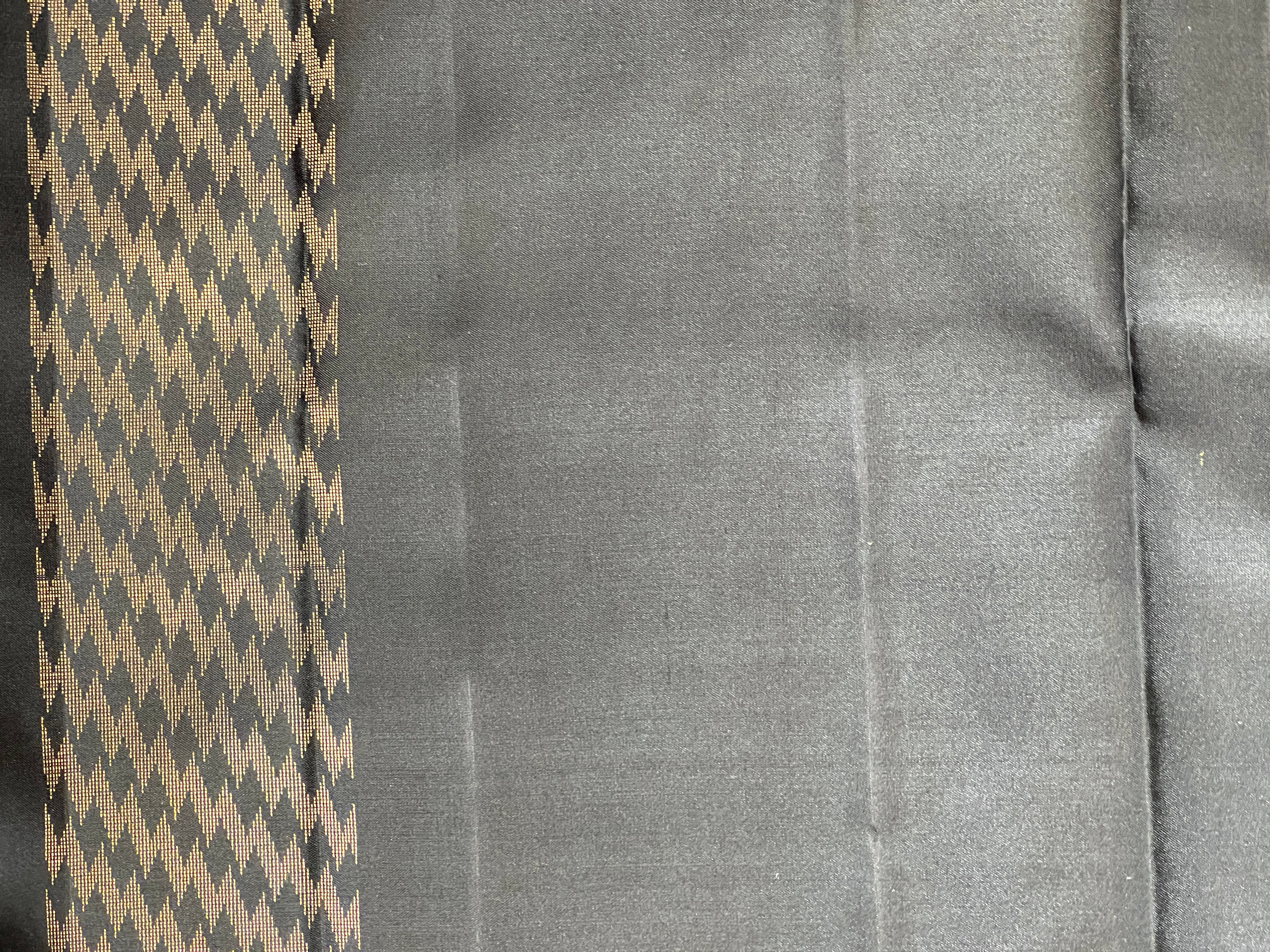 Temple Border Pattern Handloom Kanchipuram Saree | SIM107