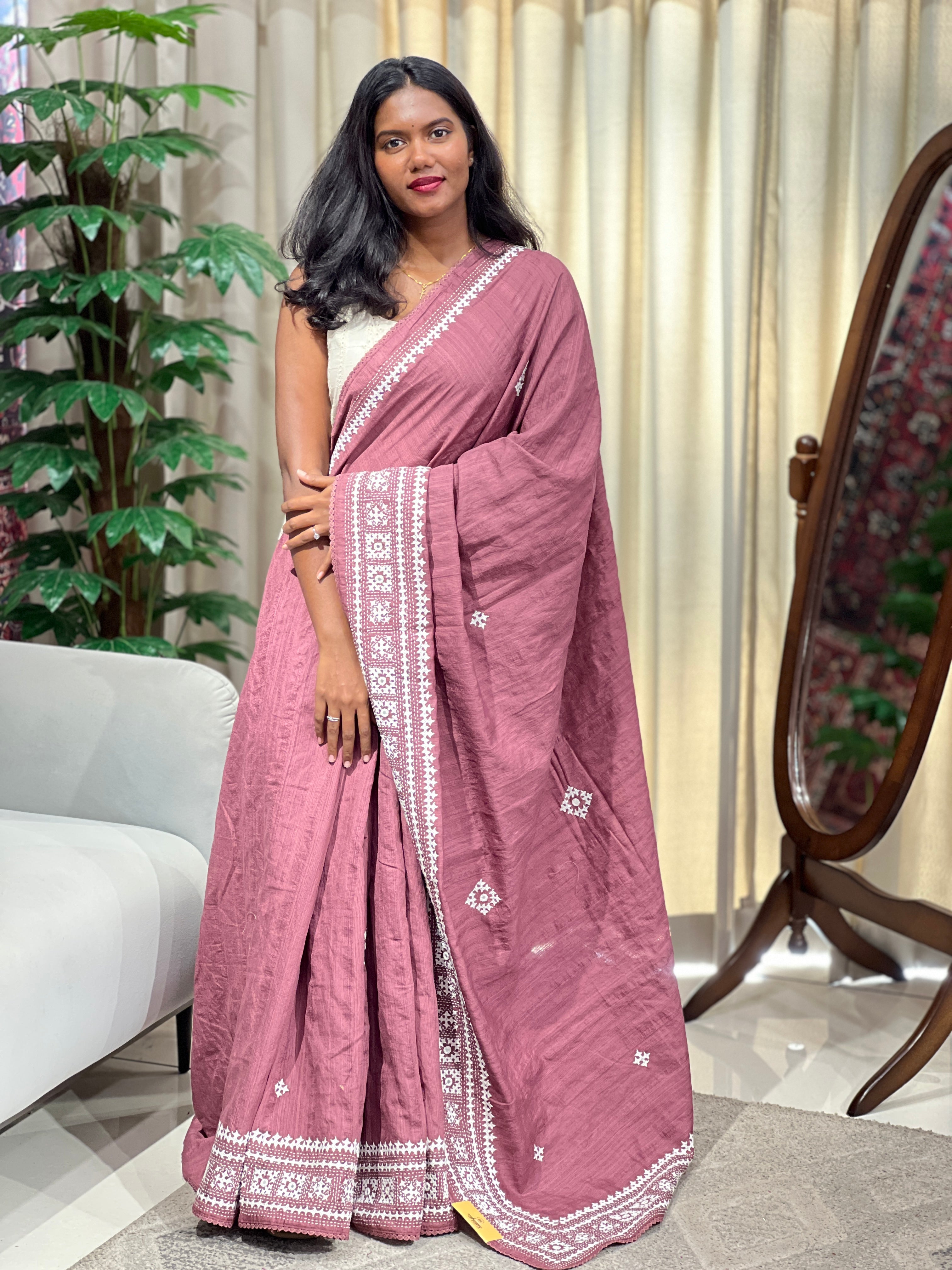 Embroidery Detailed Semi Tussar Saree | BLD2134