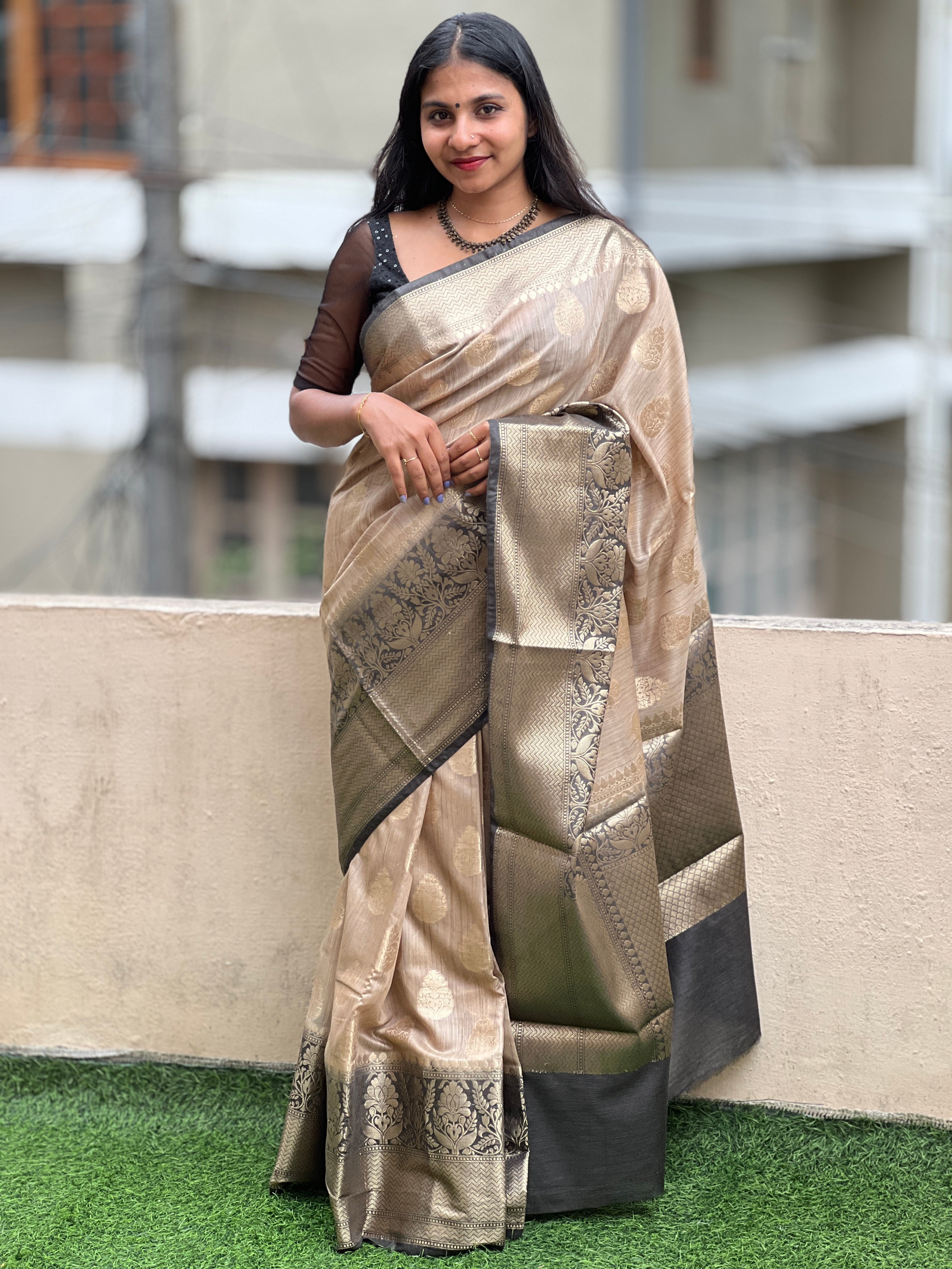 Banarasi Patterned Bhagalpuri Linen Saree | SK412