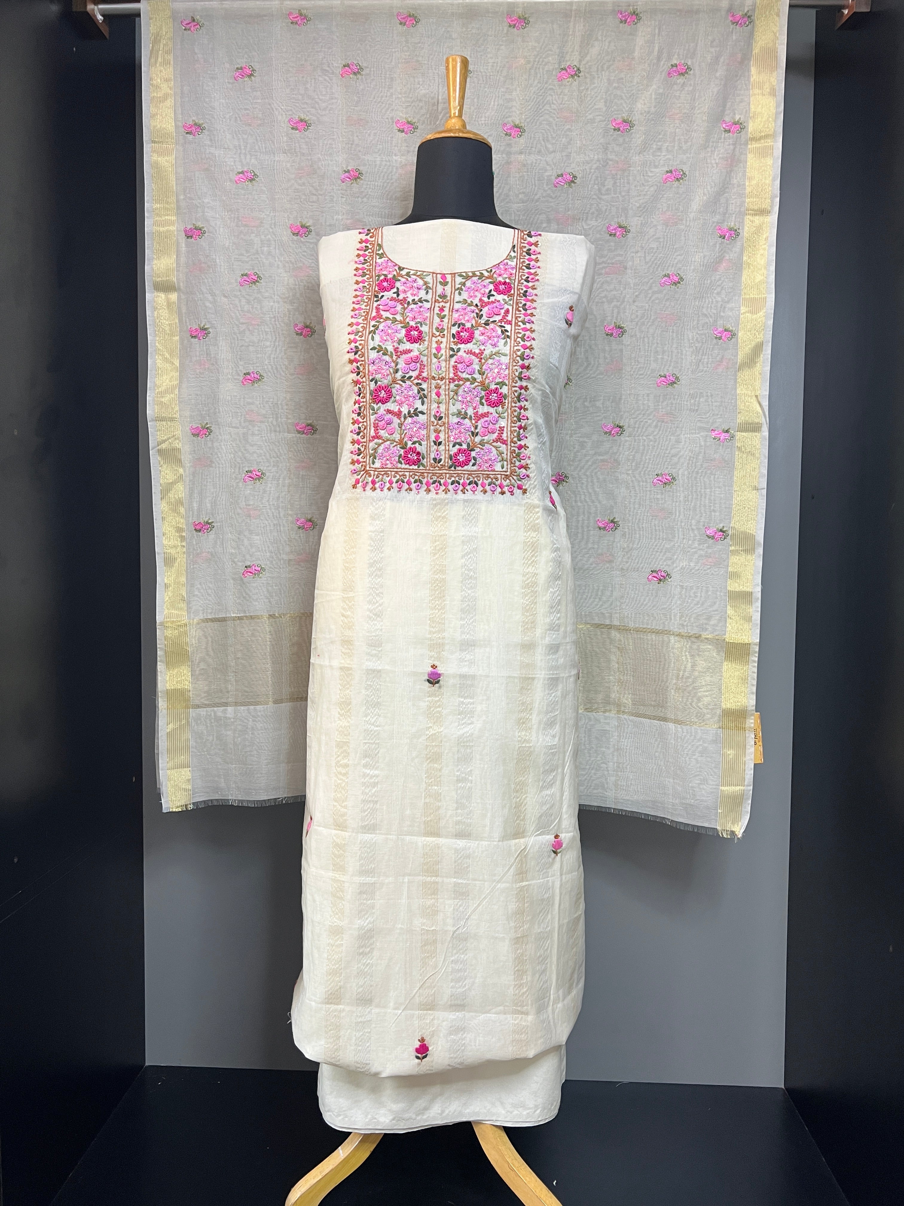 Hand Work Highlighting Chanderi Salwar Set | MM495