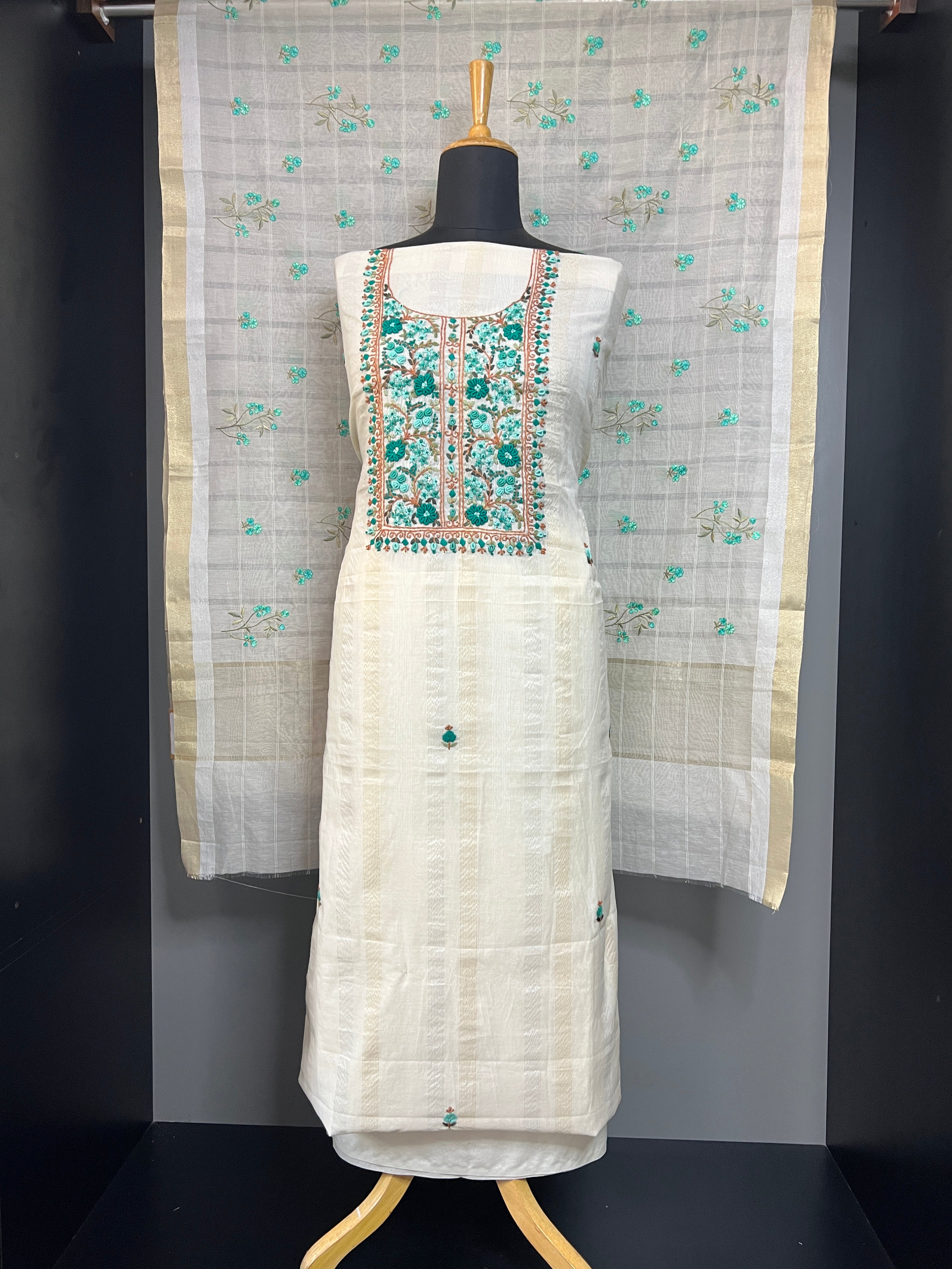 Hand Work Highlighting Chanderi Salwar Set | MM498