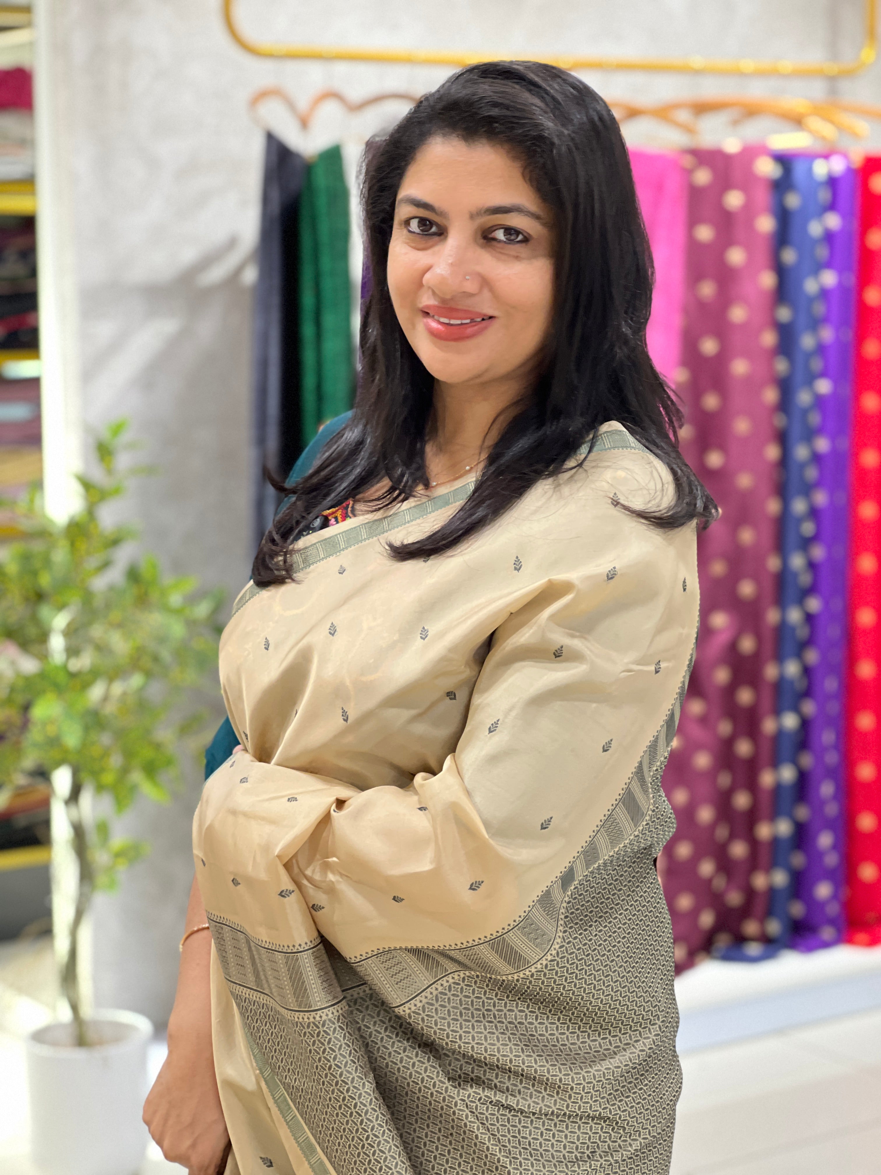 Floral Motifs Soft Silk Saree  | RTD153