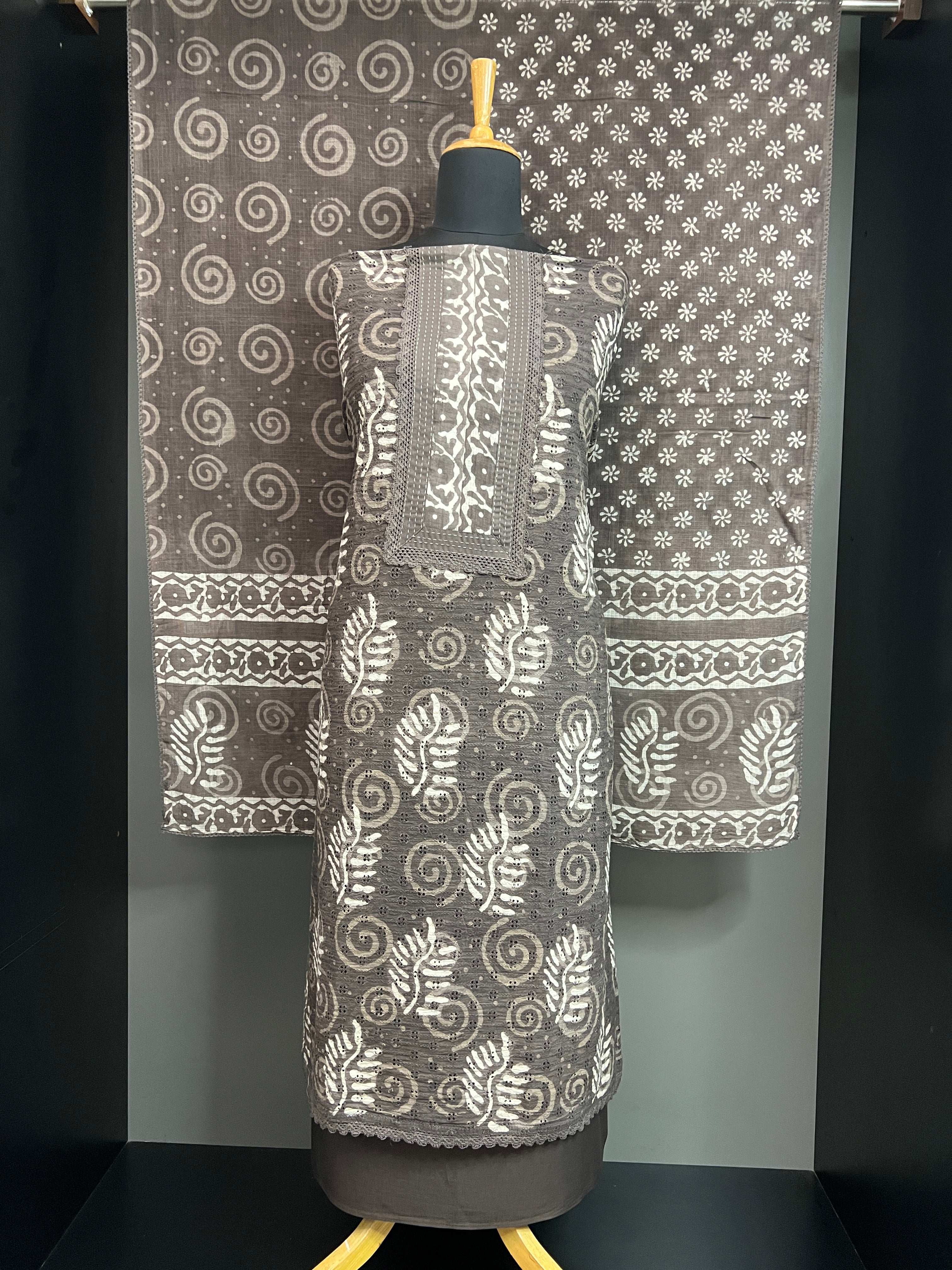 Leaf Printed Pattern & Lace Detailing Cotton Salwar Set |SSC189