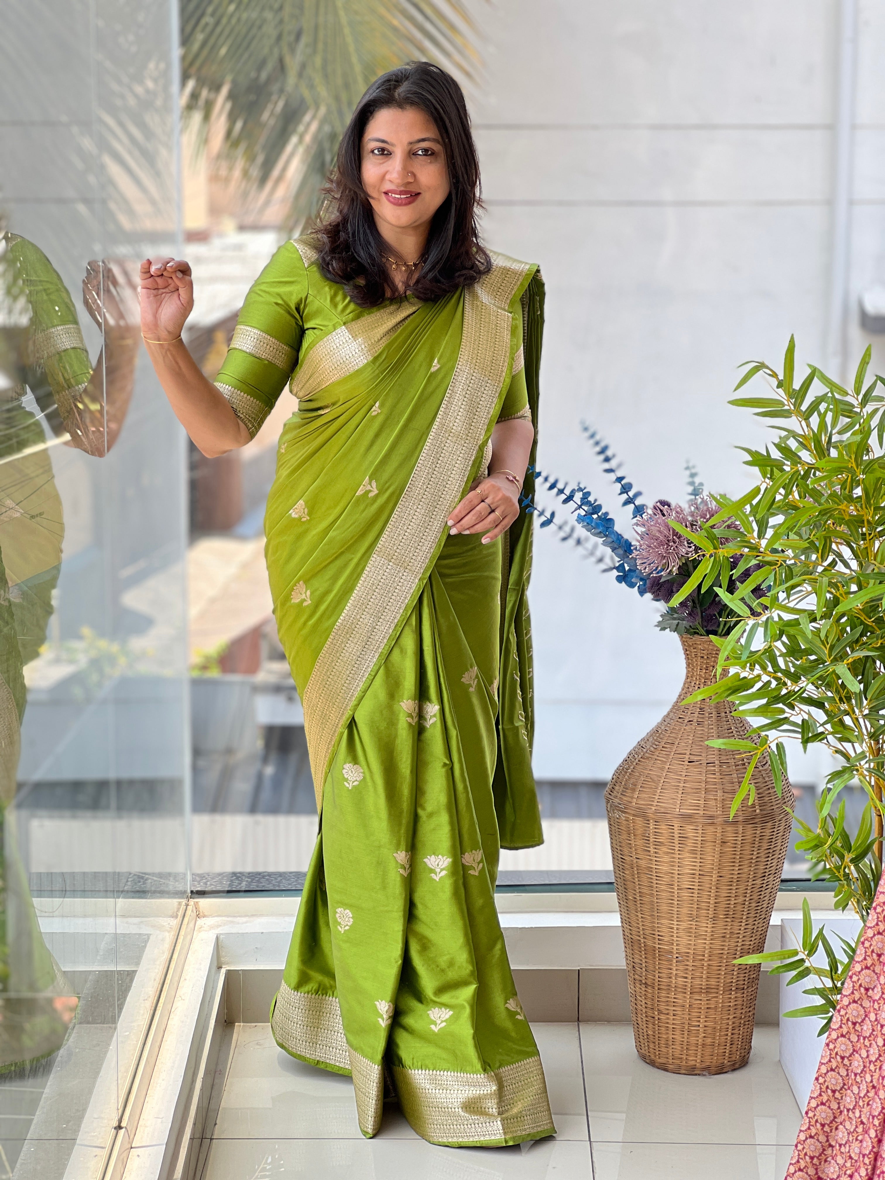 Zari Weaving Banarasi Mashru Silk Saree | NN321