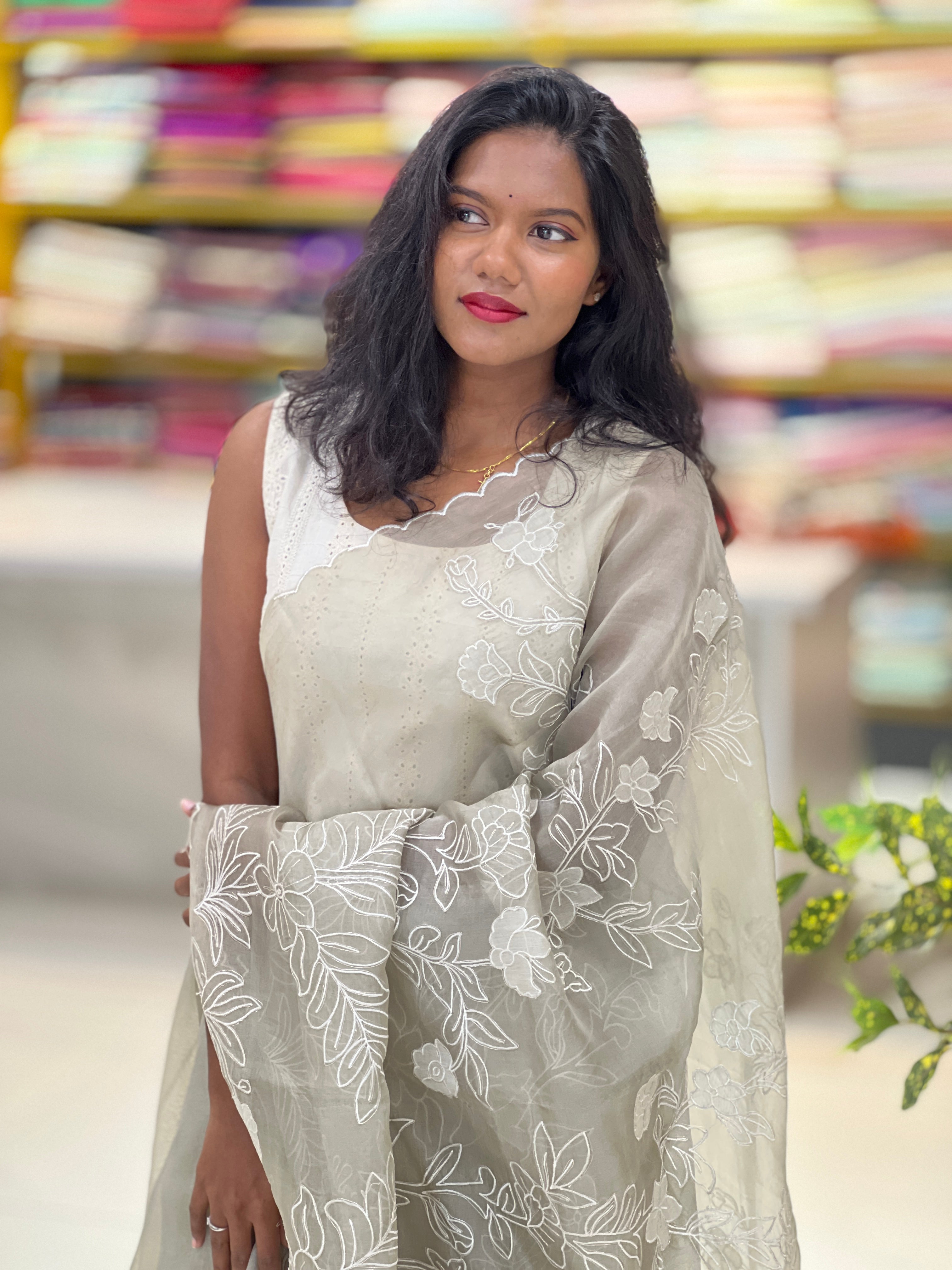 Floral Applique Work Detailed Pure Organza Saree | MM189