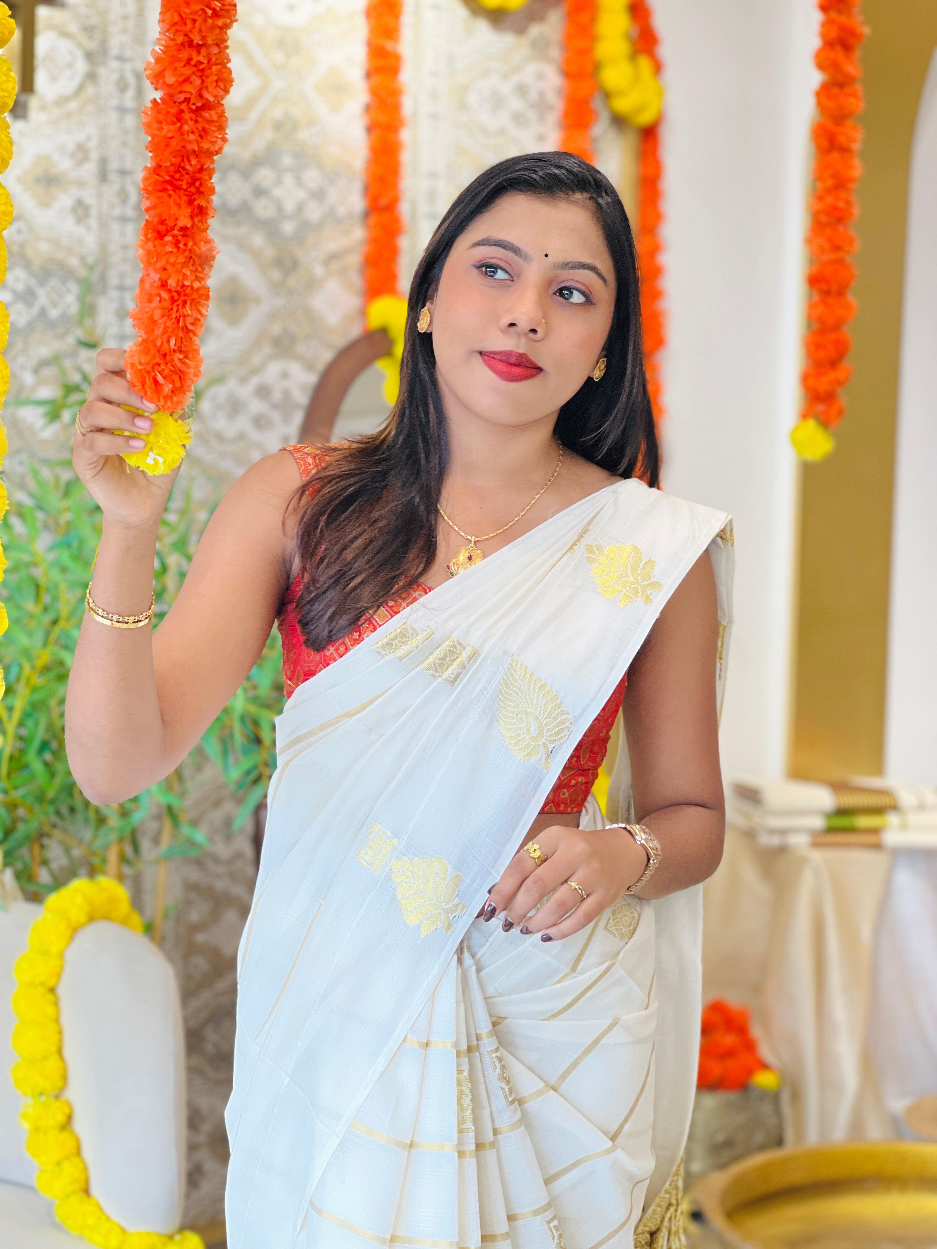 Line Weaving Pattern Kerala Cotton Saree | RLF146