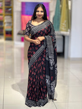 Hand Block Printed Pattern MulCotton Saree | AYD113