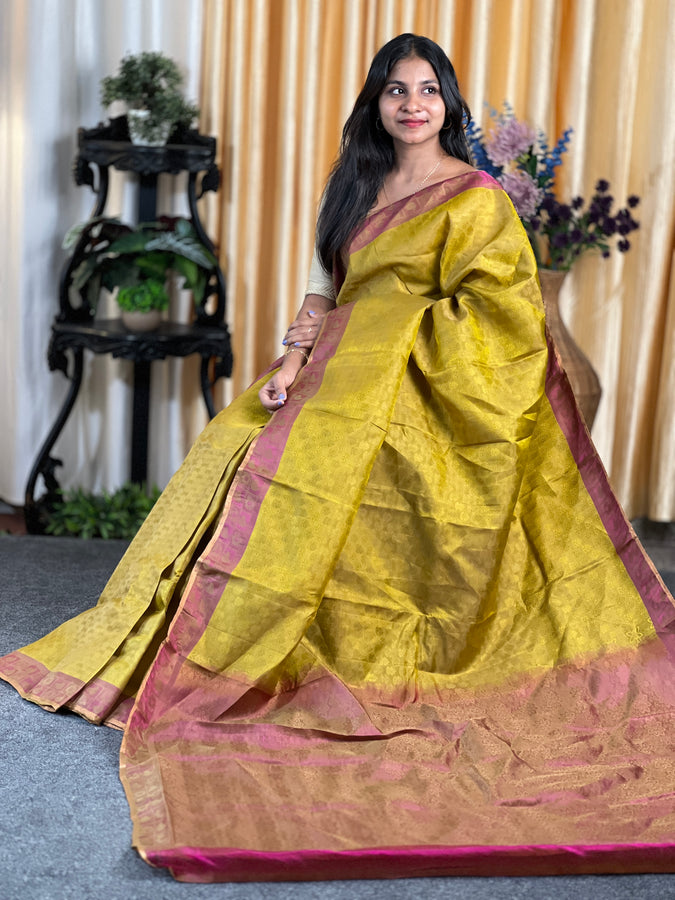 Self Weaved Soft Silk Saree | SRI126