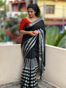 Striped Pattern Bordered  Saree | MDS262