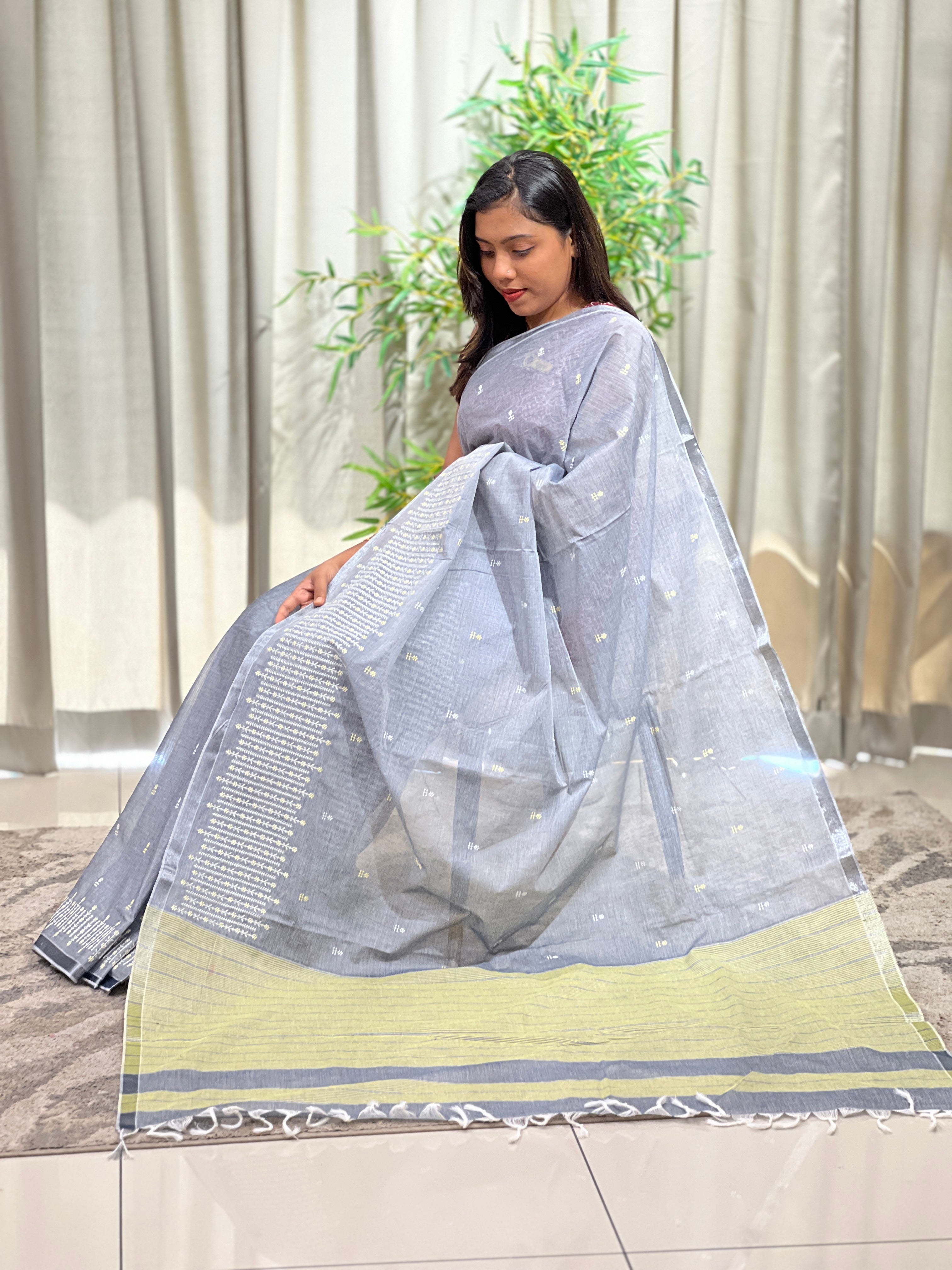 Embroidered Pattern Cotton Silk Saree | RVS106