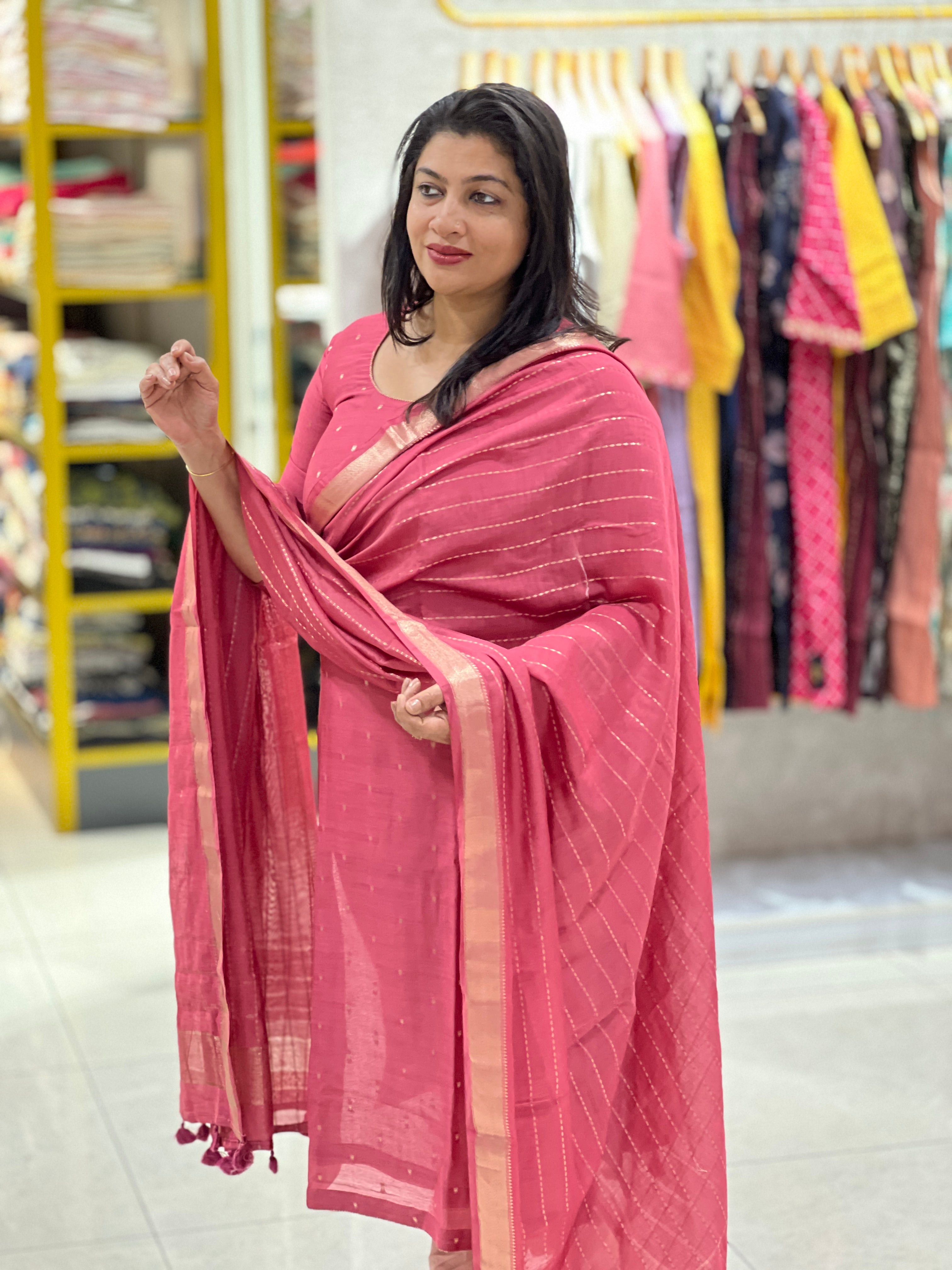 Scattered Buta Detailed Chanderi Finish Kurta Set | YNG1158