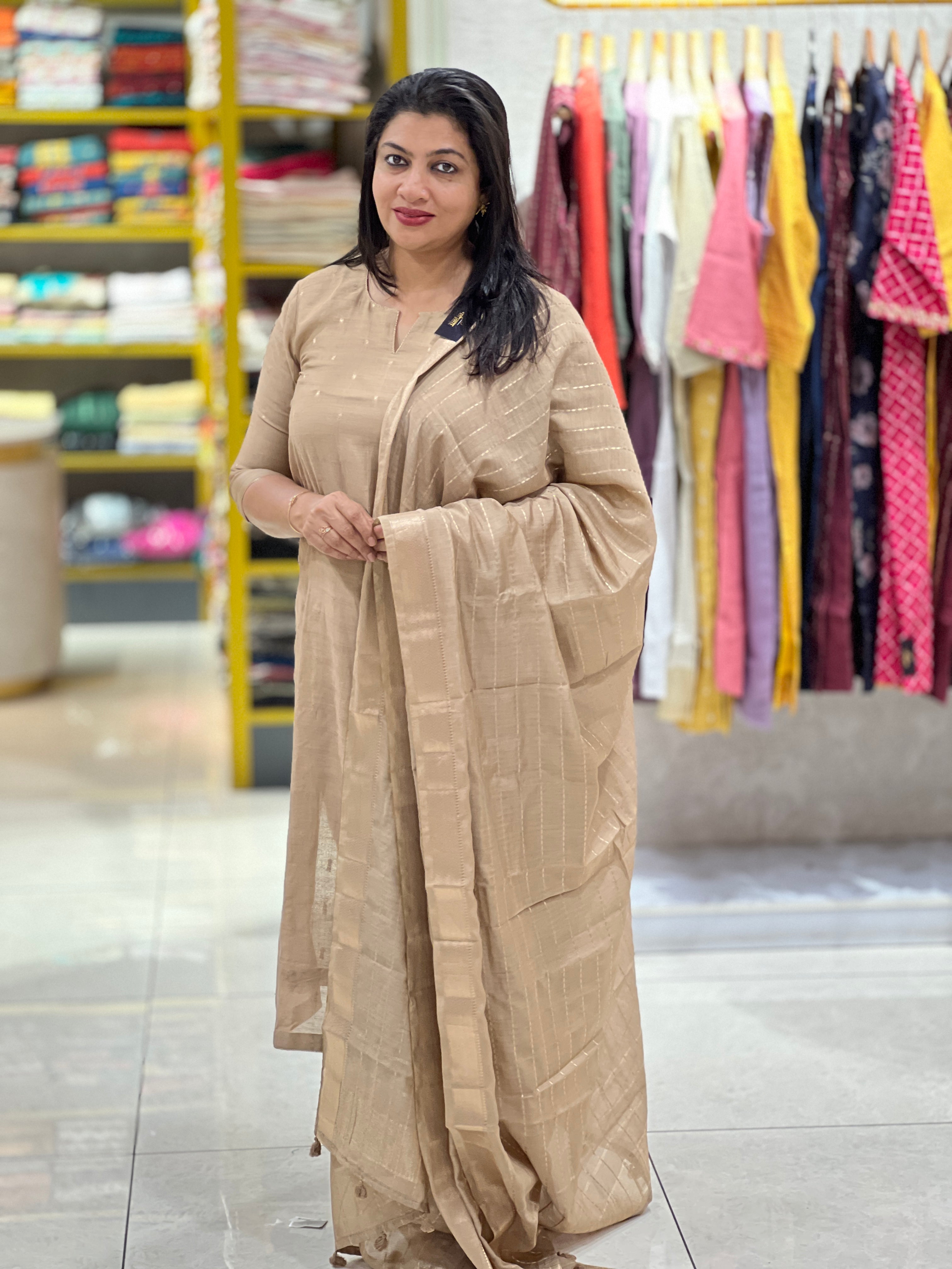 Scattered Buta Detailed Chanderi Finish Kurta Set | YNG1154