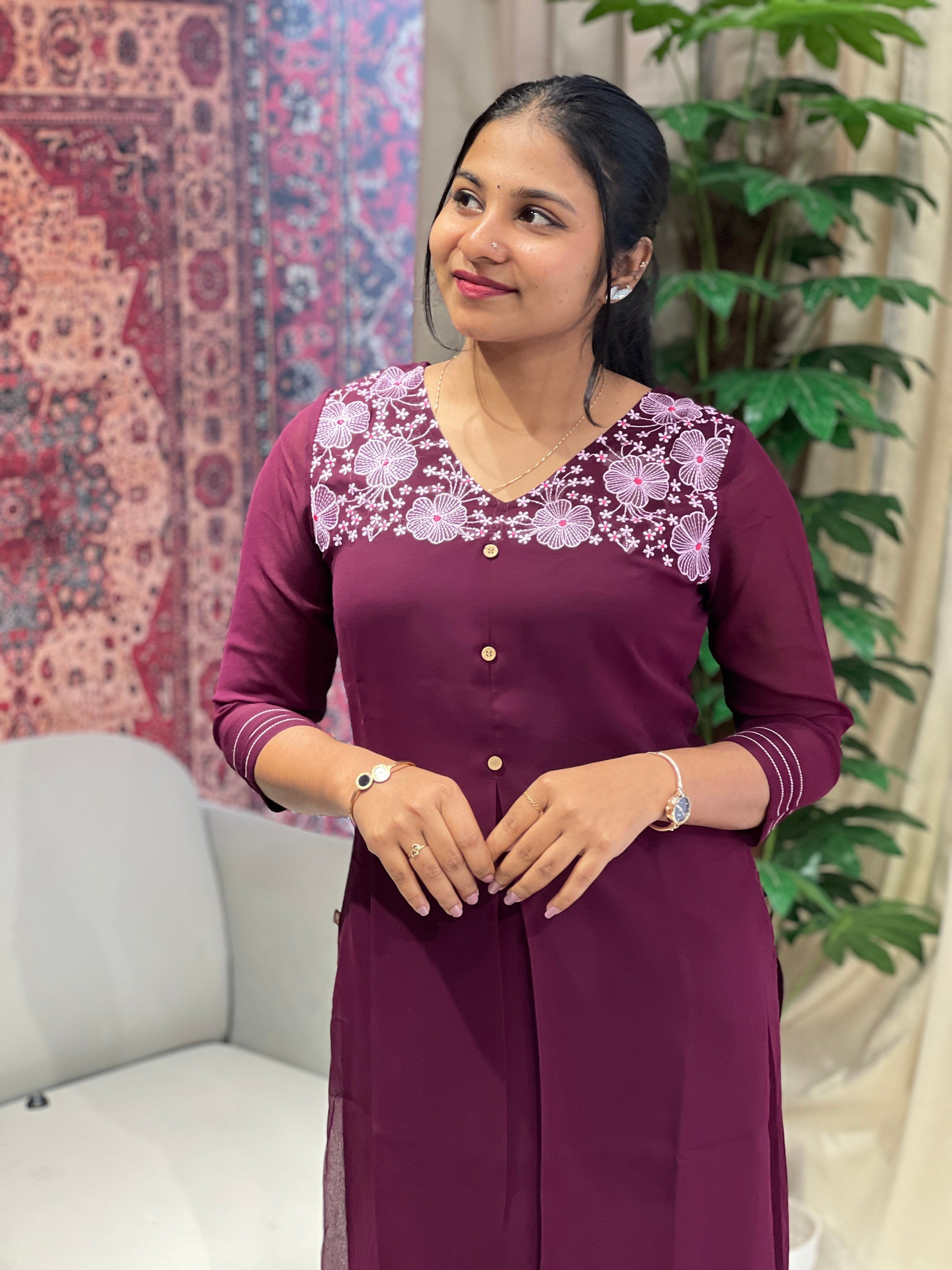 Floral Embroidery Detailed Georgette Kurta | VSI119