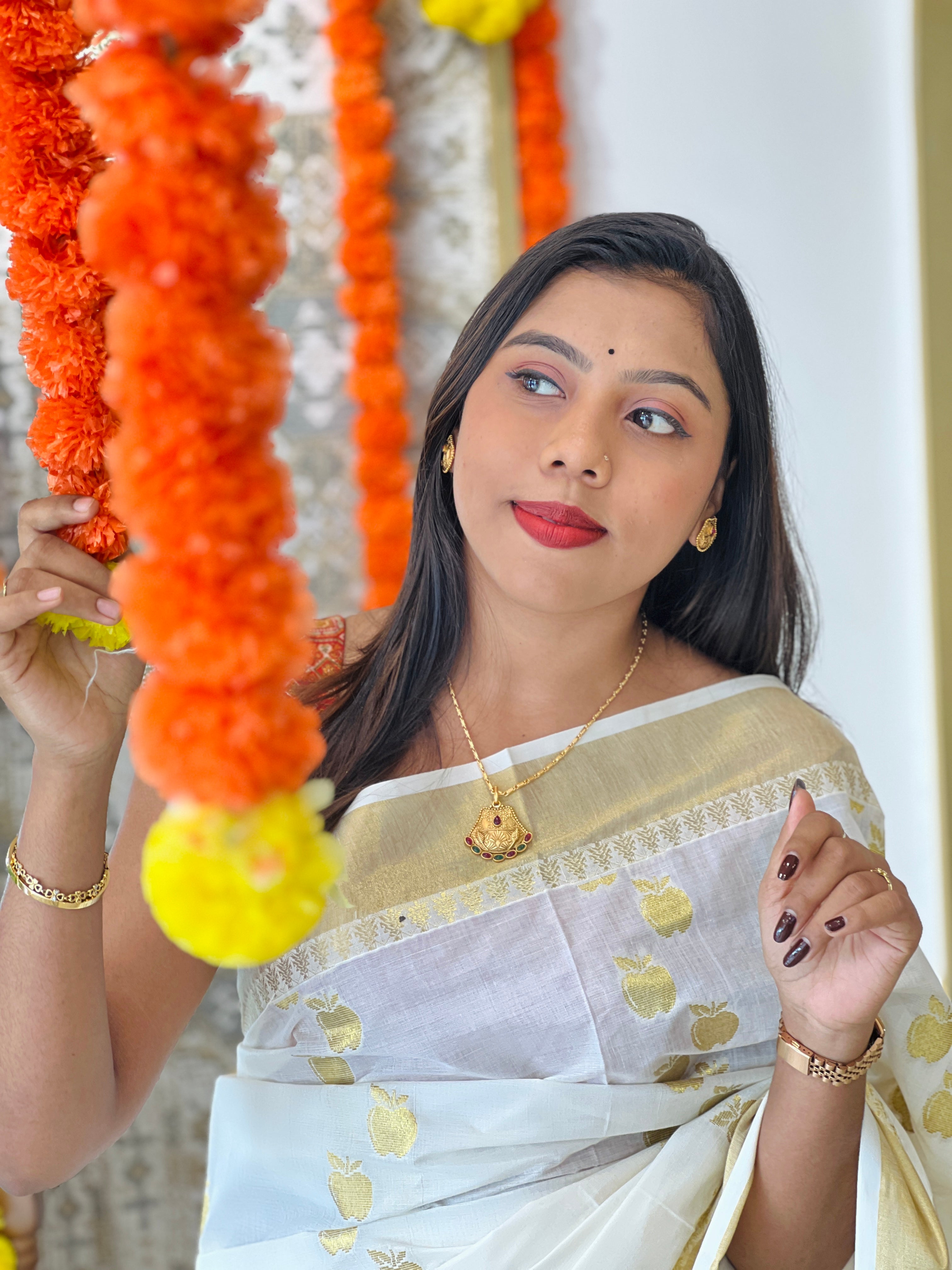 Apple Woven Pattern Kerala Cotton Saree | RLF191