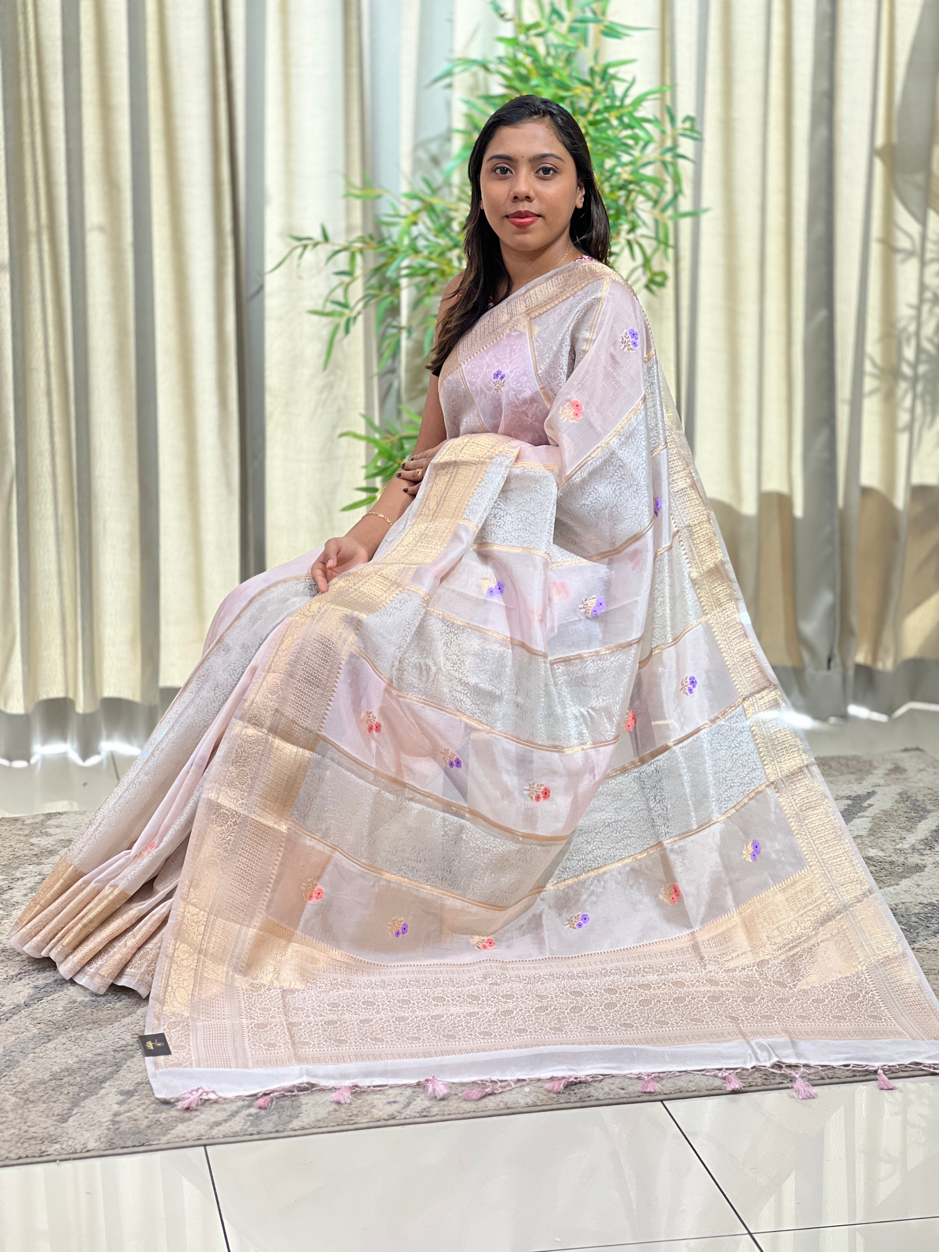 Meenakari Buta Woven Organza Saree | MB137