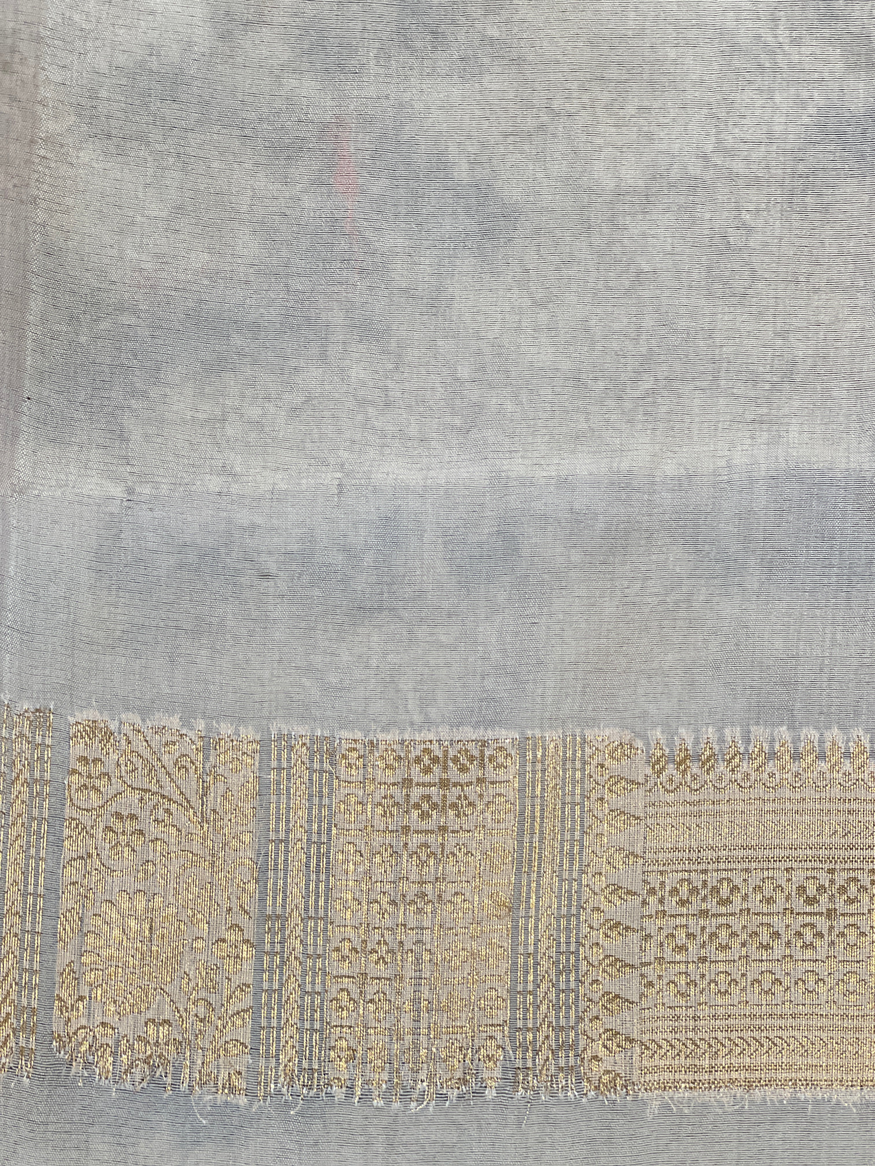 Meenakari Buta Woven Organza Saree | MB137