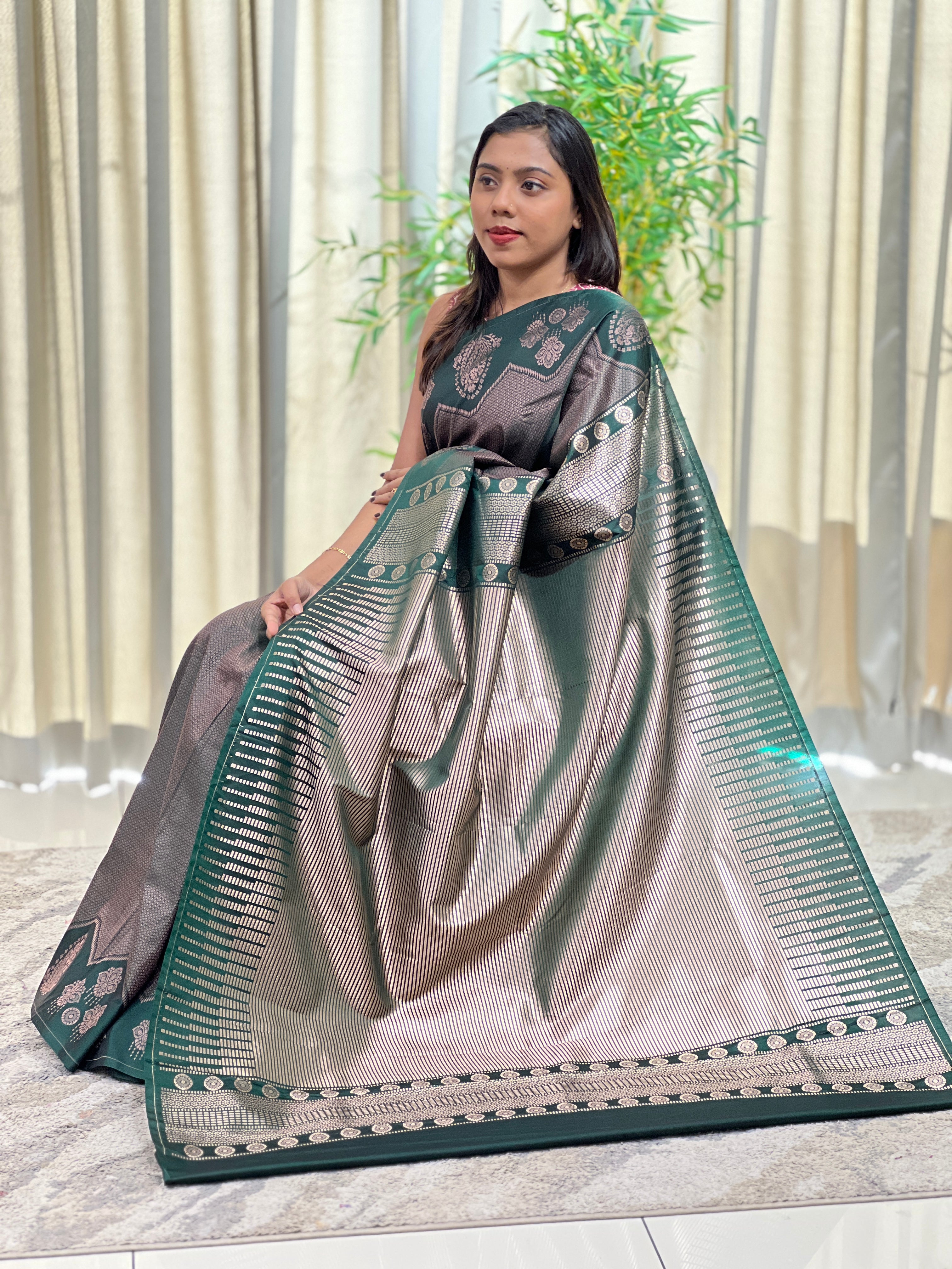 Thread Woven Pattern Soft Silk Saree | RVS285