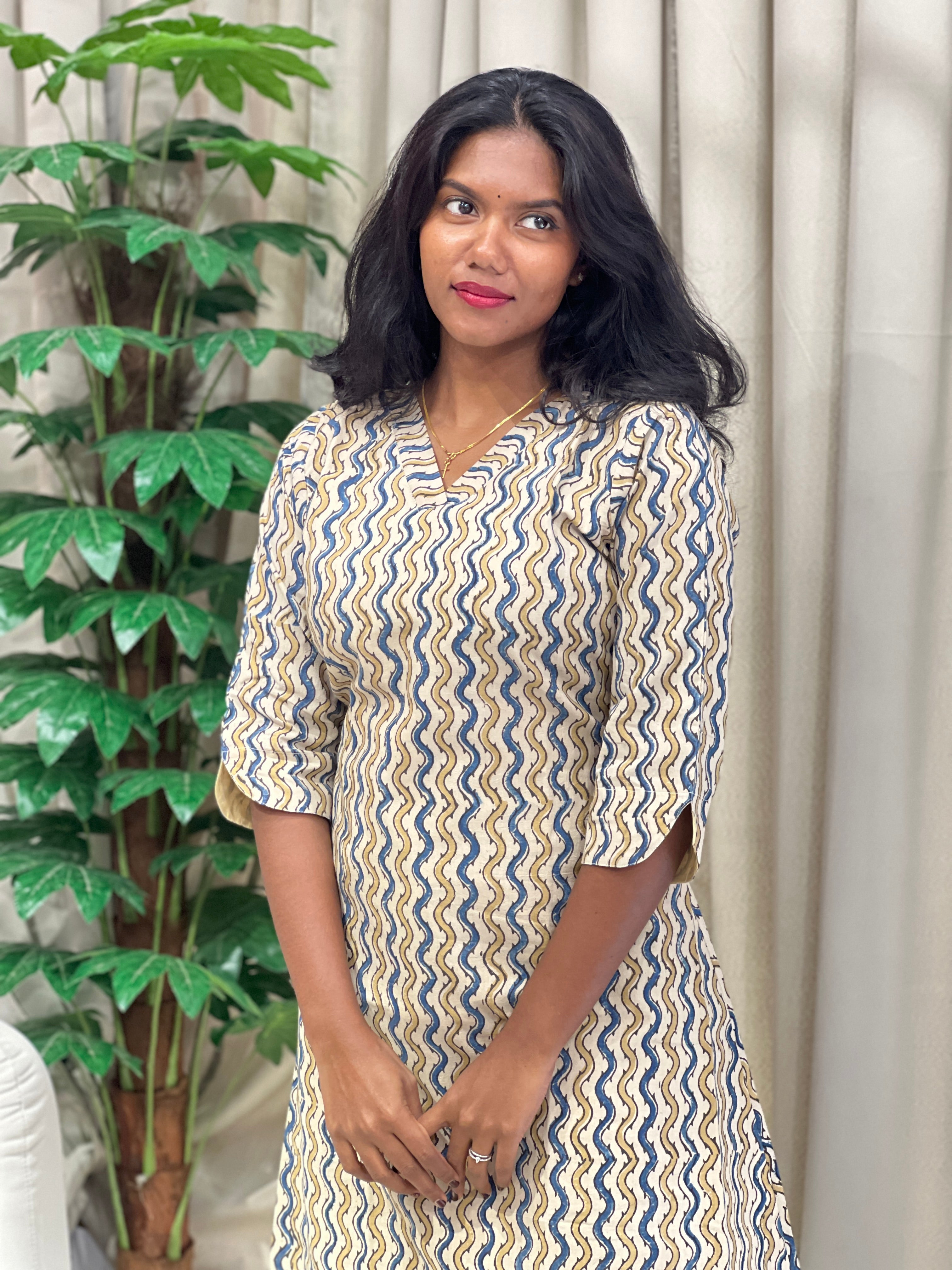 Waving Pattern Cotton Kurta | RMLA238